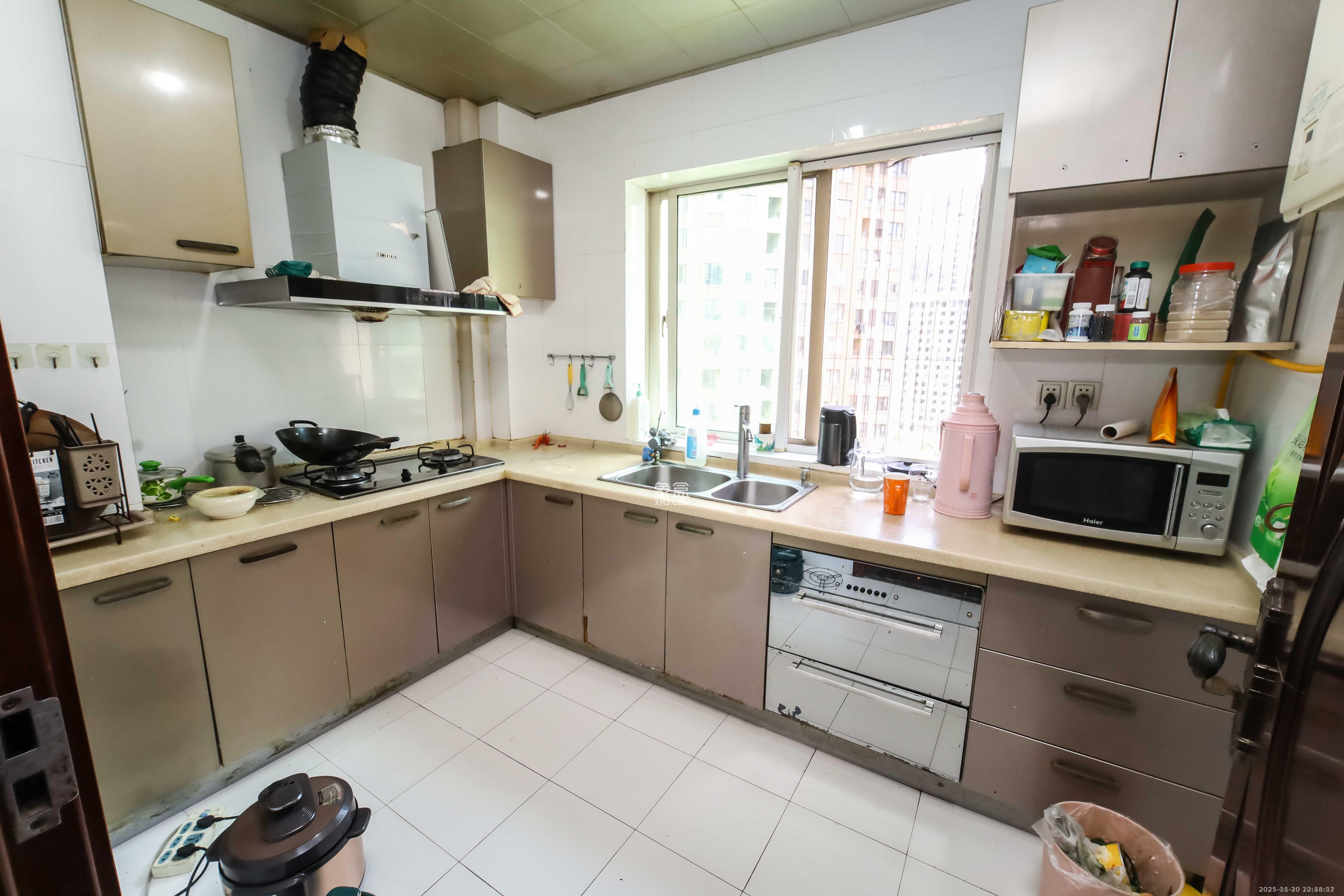 锦湘国际星城一期(锦美苑) 4室2厅2卫 3200.0元/月 锦湘国际星城一期(锦美苑) 4室2厅2卫 3200.0元/月室内图