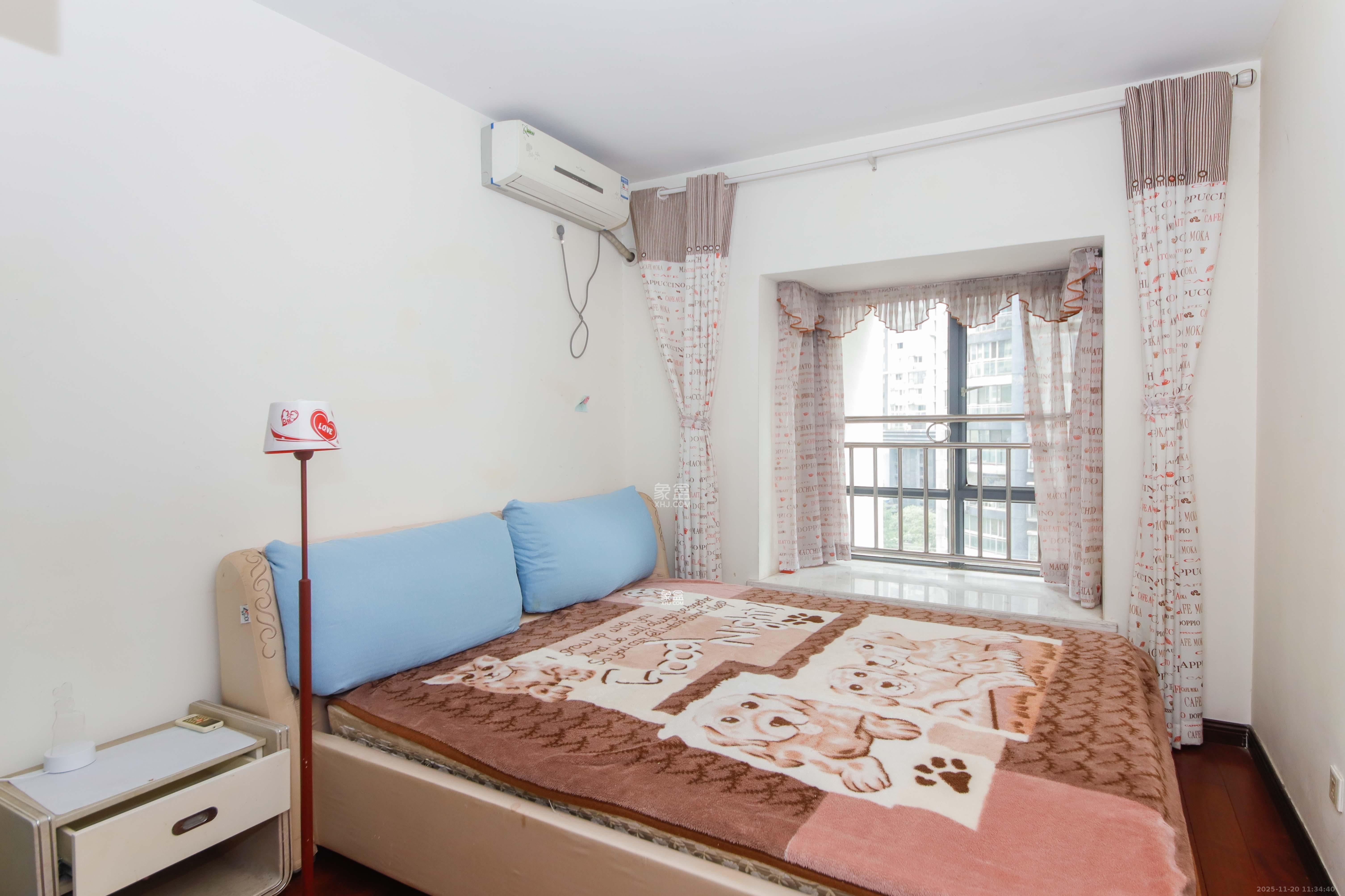 美林银谷 4室2厅2卫 3600.0元/月 美林银谷 4室2厅2卫 3600.0元/月室内图