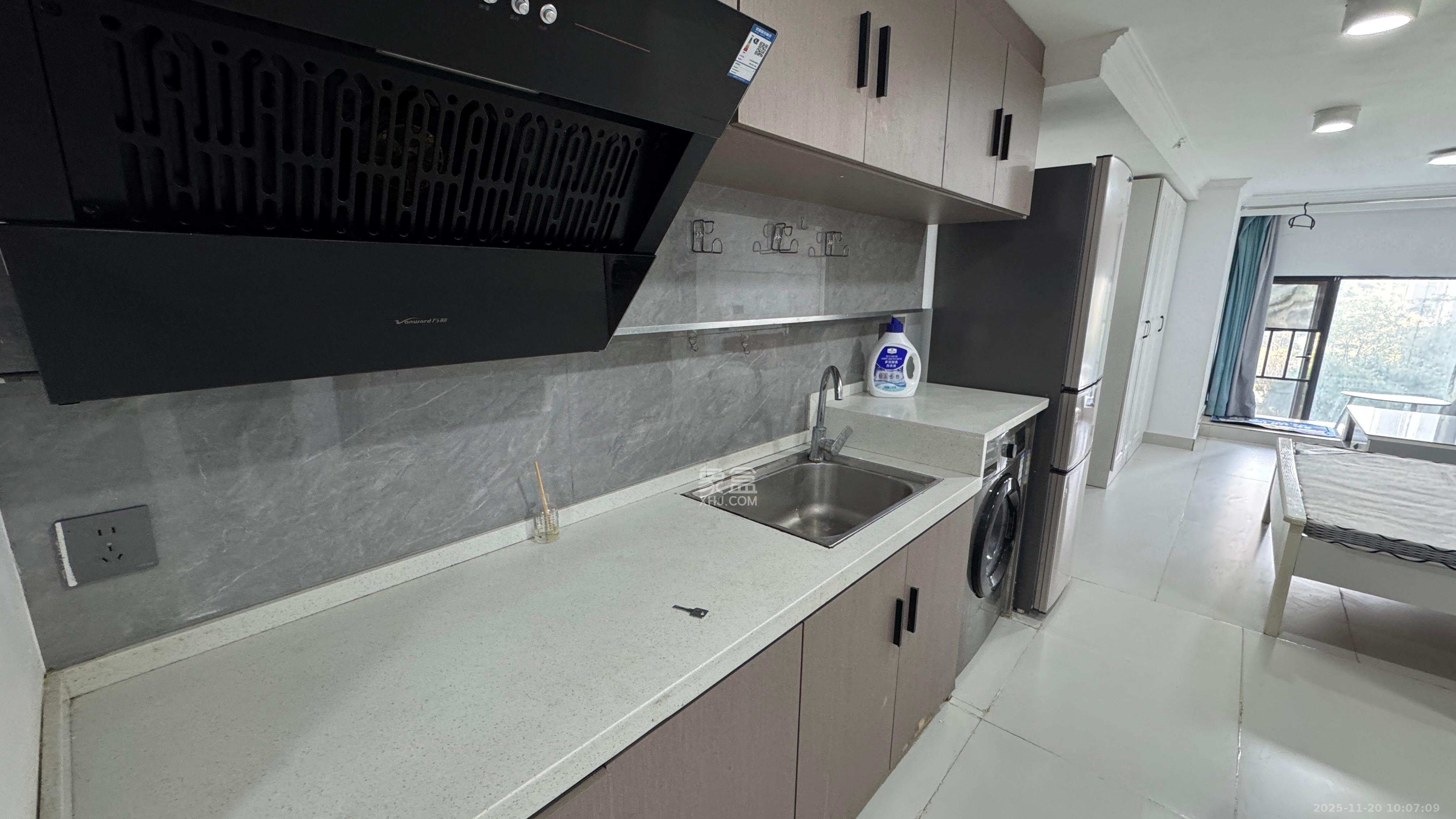 梅溪悦章  1室1厅1卫    1500.0元/月室内图