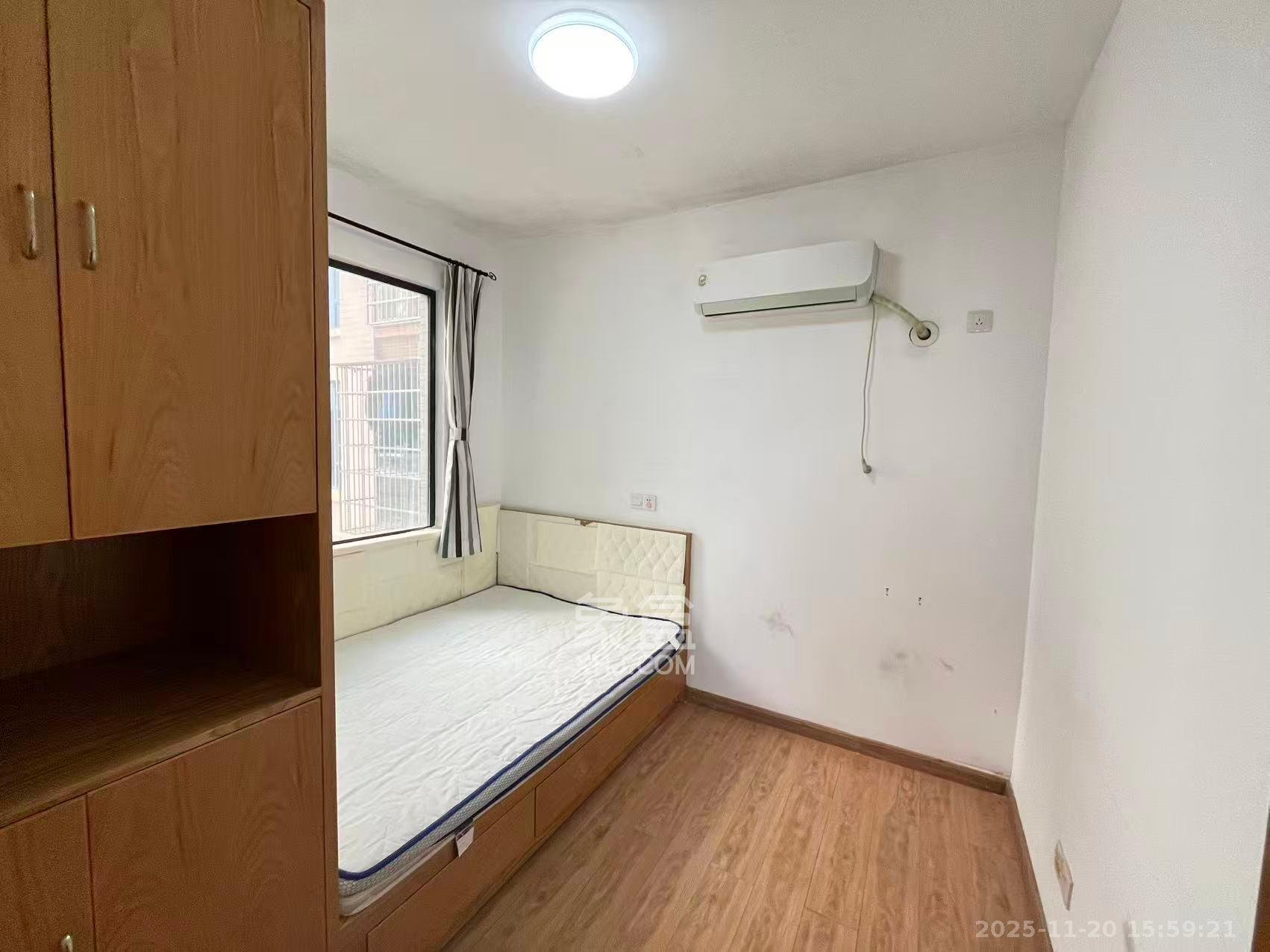 天元涉外景园B区 3室2厅2卫 2400.0元/月 天元涉外景园B区 3室2厅2卫 2400.0元/月室内图