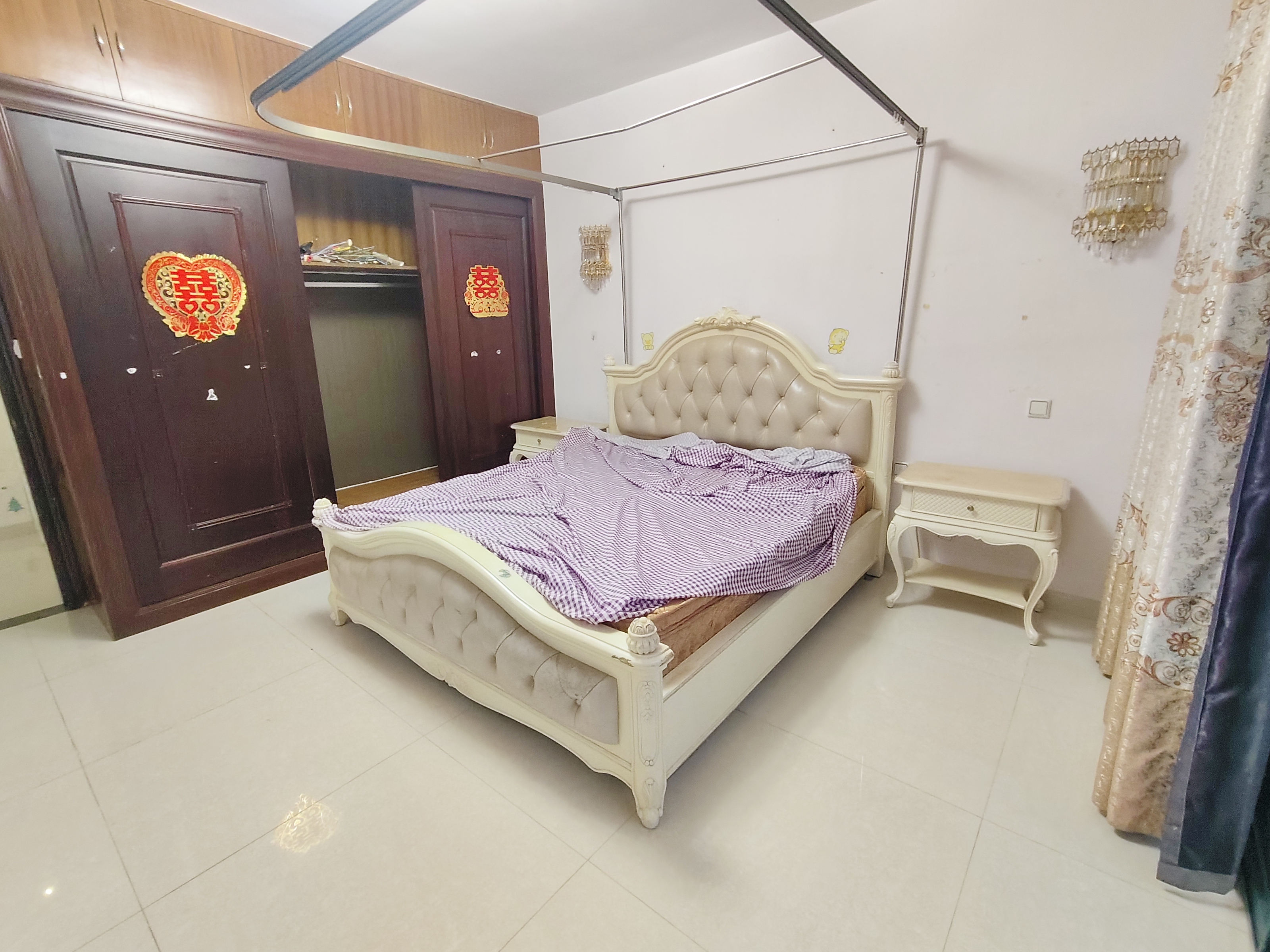 都市森林 5室2厅2卫 4500.0元/月 都市森林 5室2厅2卫 4500.0元/月室内图