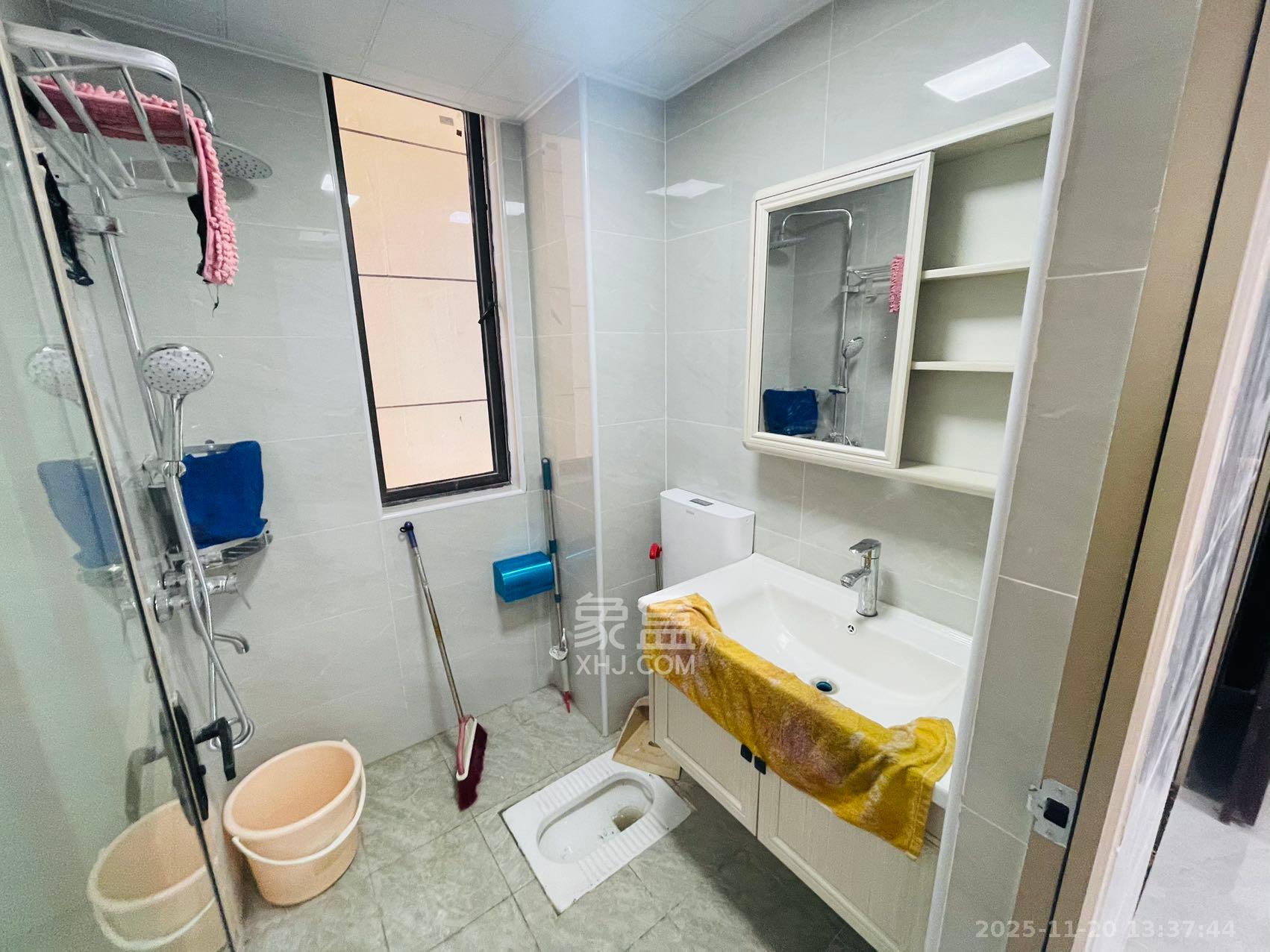 长房明宸府  2室1厅1卫    1600.0元/月室内图