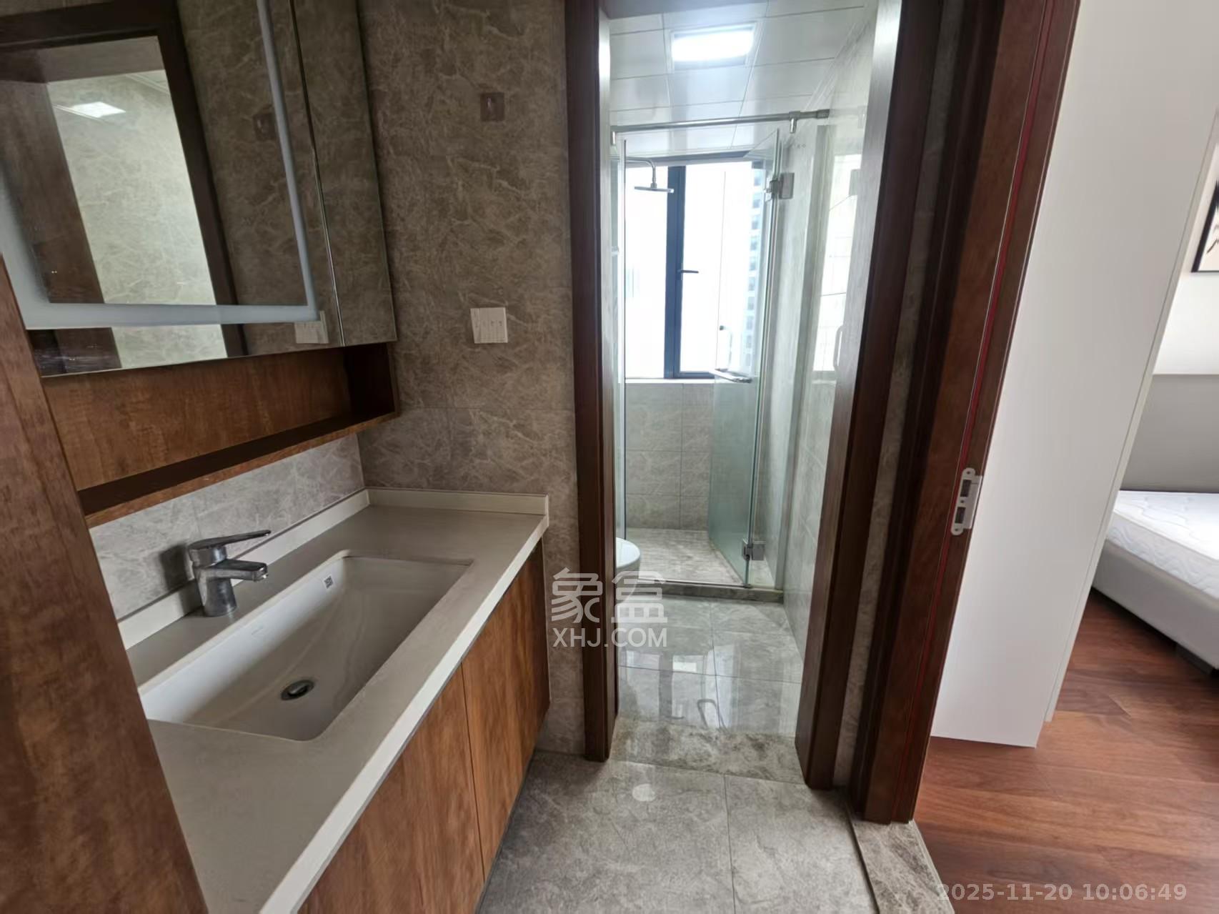 旭辉都会山  3室2厅2卫    4000.0元/月室内图