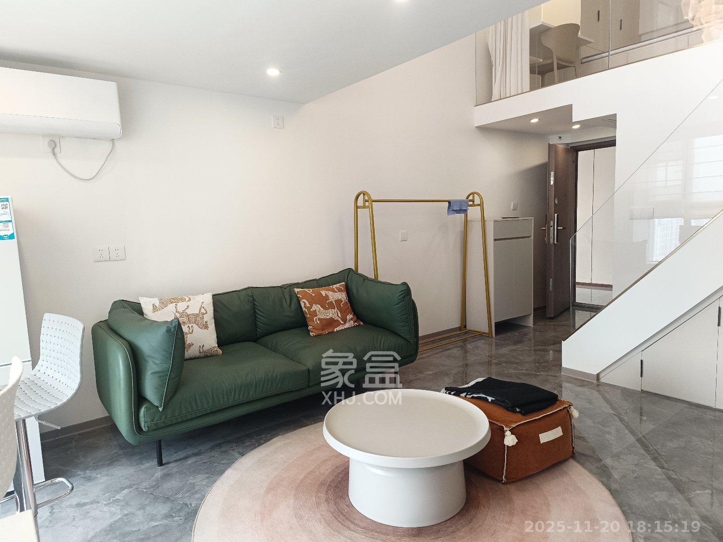 黄荆小区  1室0厅0卫    1300.0元/月