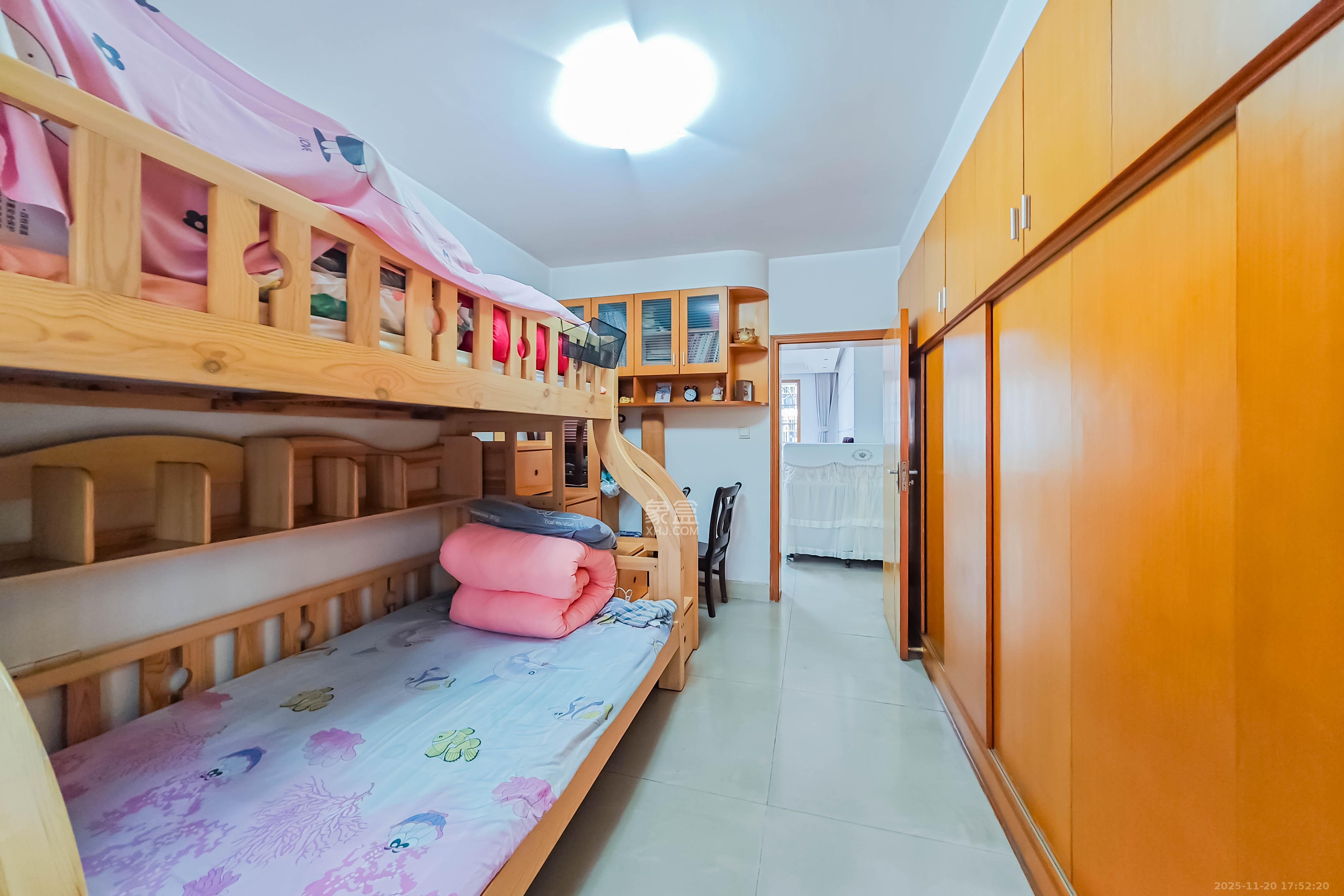 新星小区 2室2厅1卫 48.0万 新星小区 2室2厅1卫 48.0万卧室