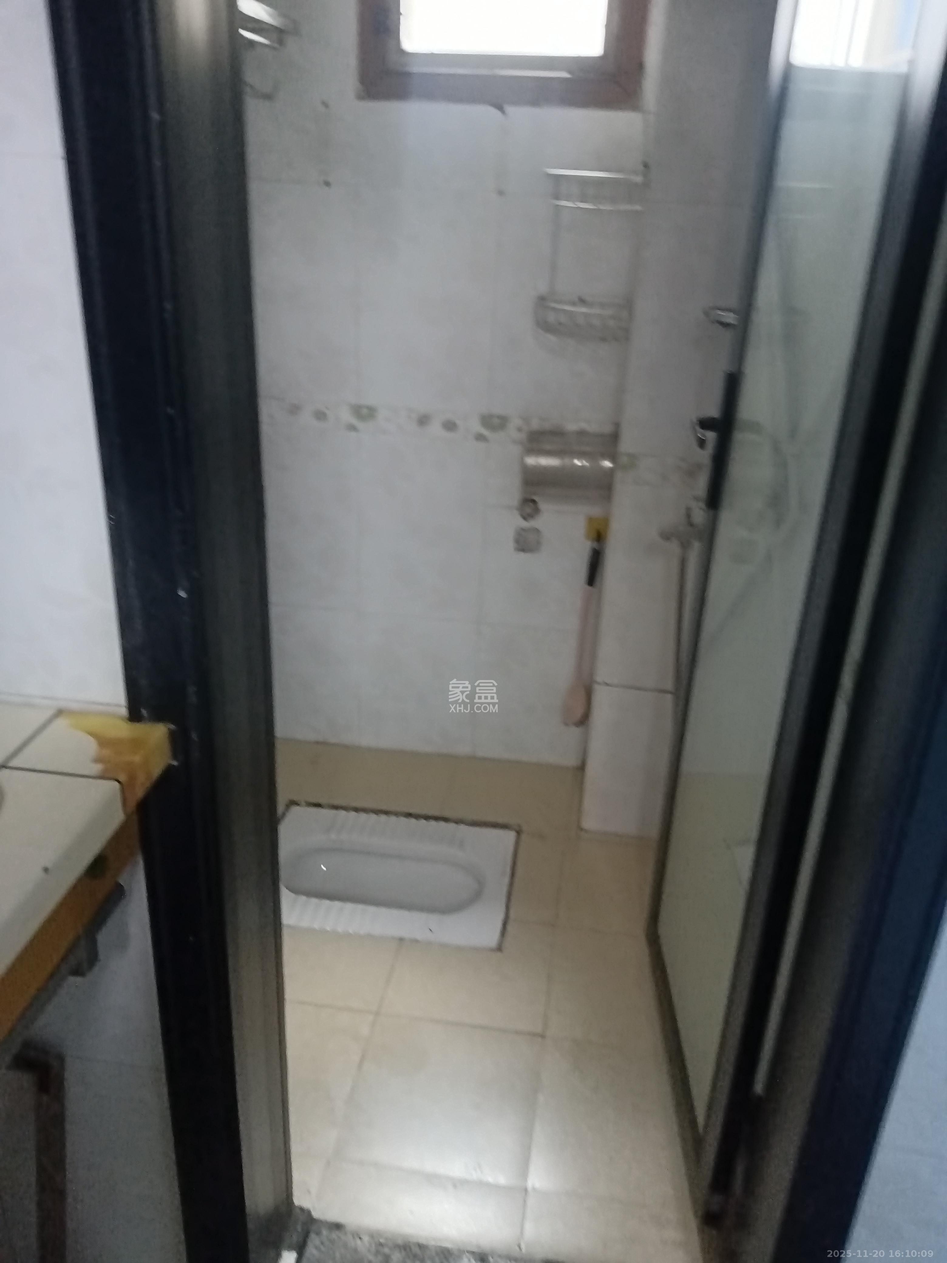 省建三公司  3室2厅1卫    1500.0元/月