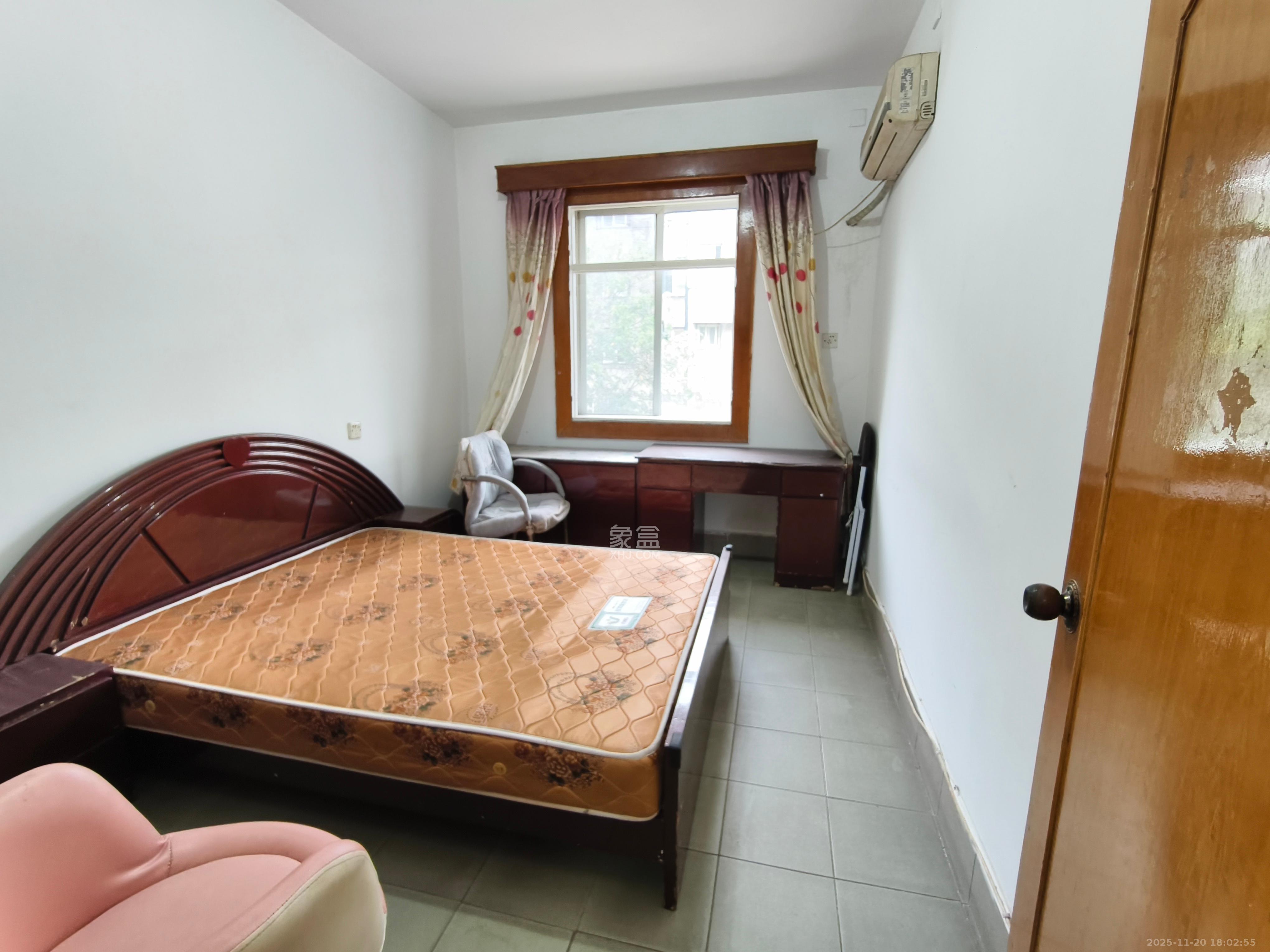 浦沅生活三区 2室1厅1卫 1000.0元/月 浦沅生活三区 2室1厅1卫 1000.0元/月室内图