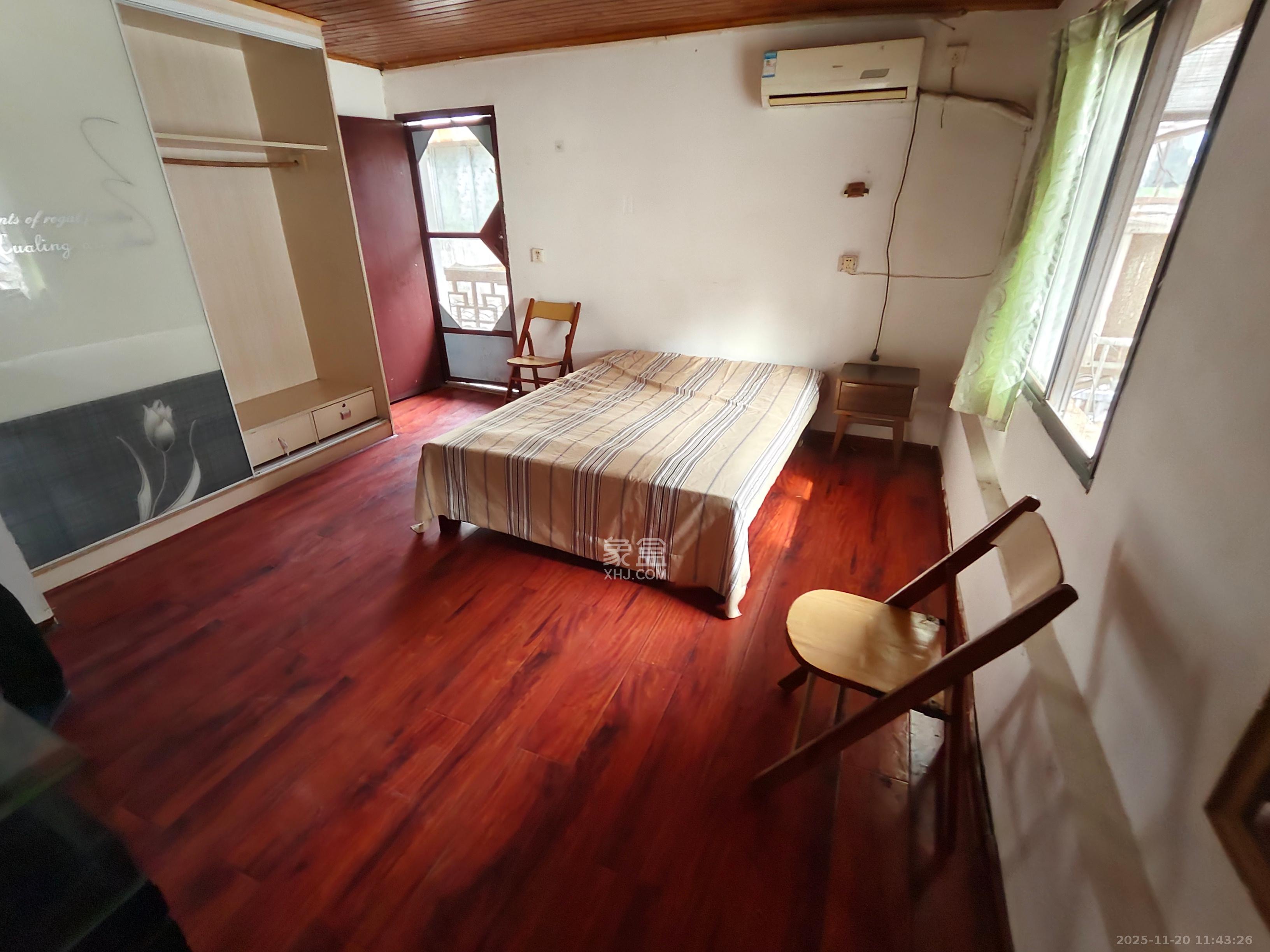 都正街散盘  2室1厅1卫    2200.0元/月室内图