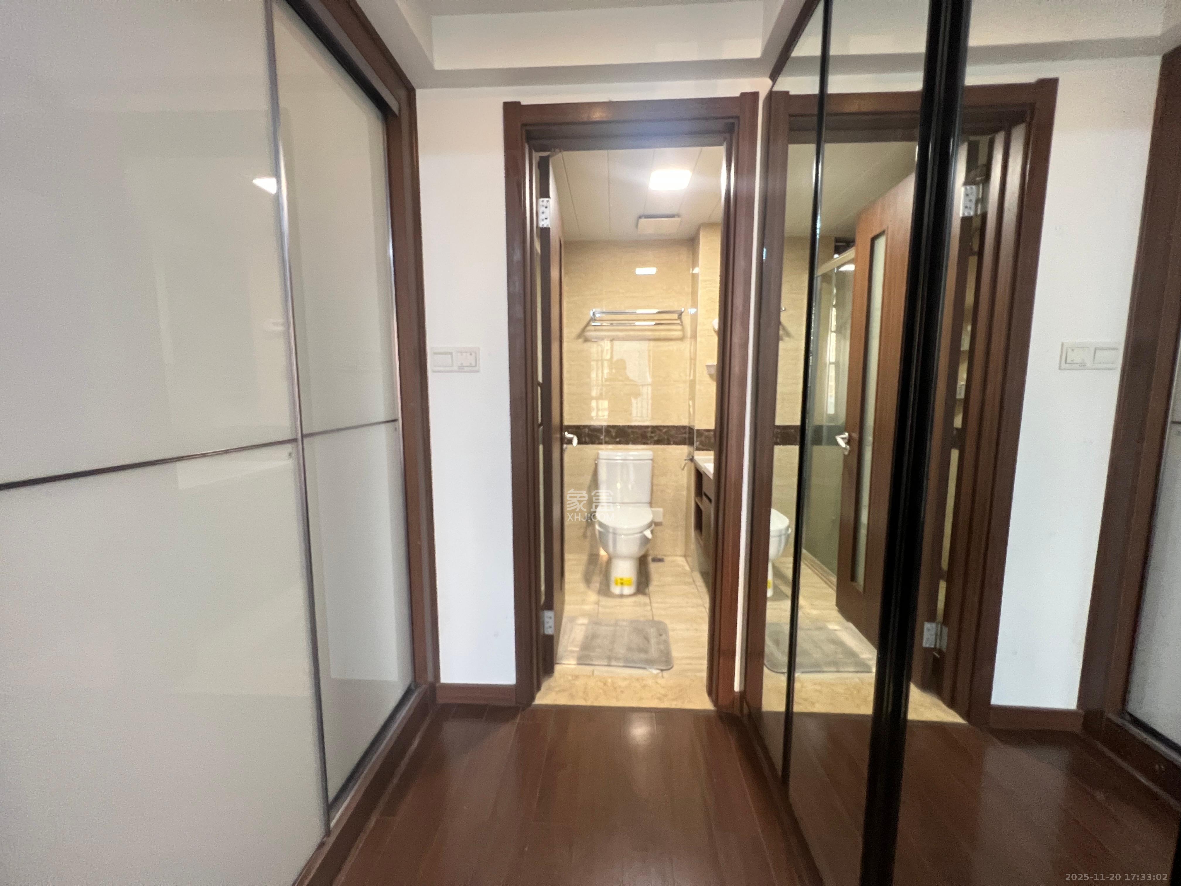 万科里金域滨江 3室2厅2卫 3800.0元/月 万科里金域滨江 3室2厅2卫 3800.0元/月室内图