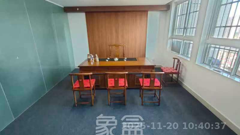 捞建集团（君泰城市快线）   130.0㎡      4500.0元/月室内图