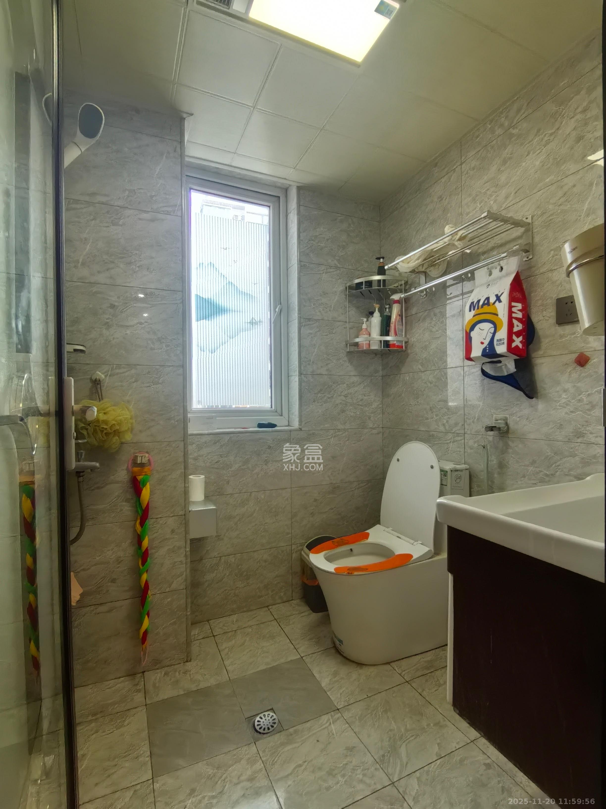 尚上美寓  2室1厅1卫    3000.0元/月室内图