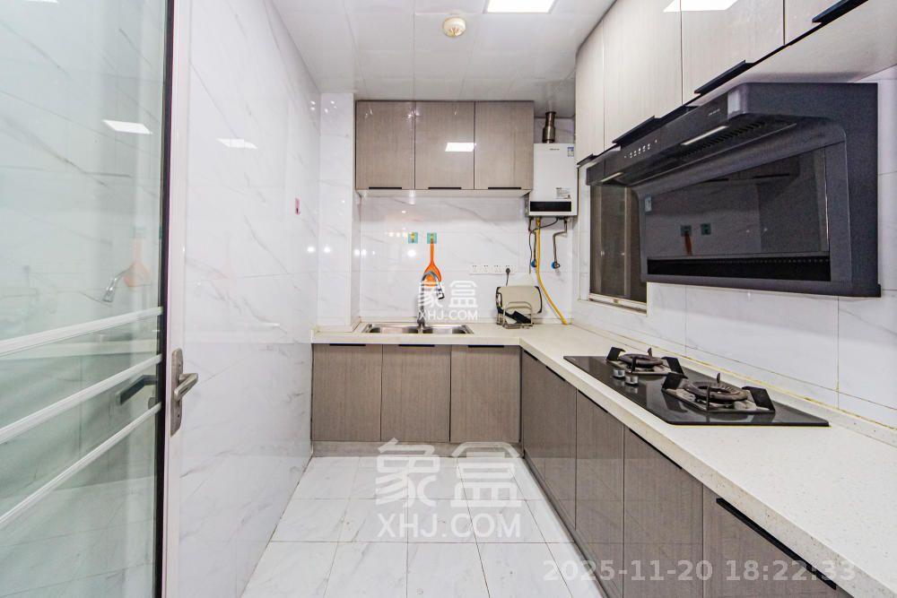 北辰三角洲C2区 3室1厅2卫 3800.0元/月 北辰三角洲C2区 3室1厅2卫 3800.0元/月室内图