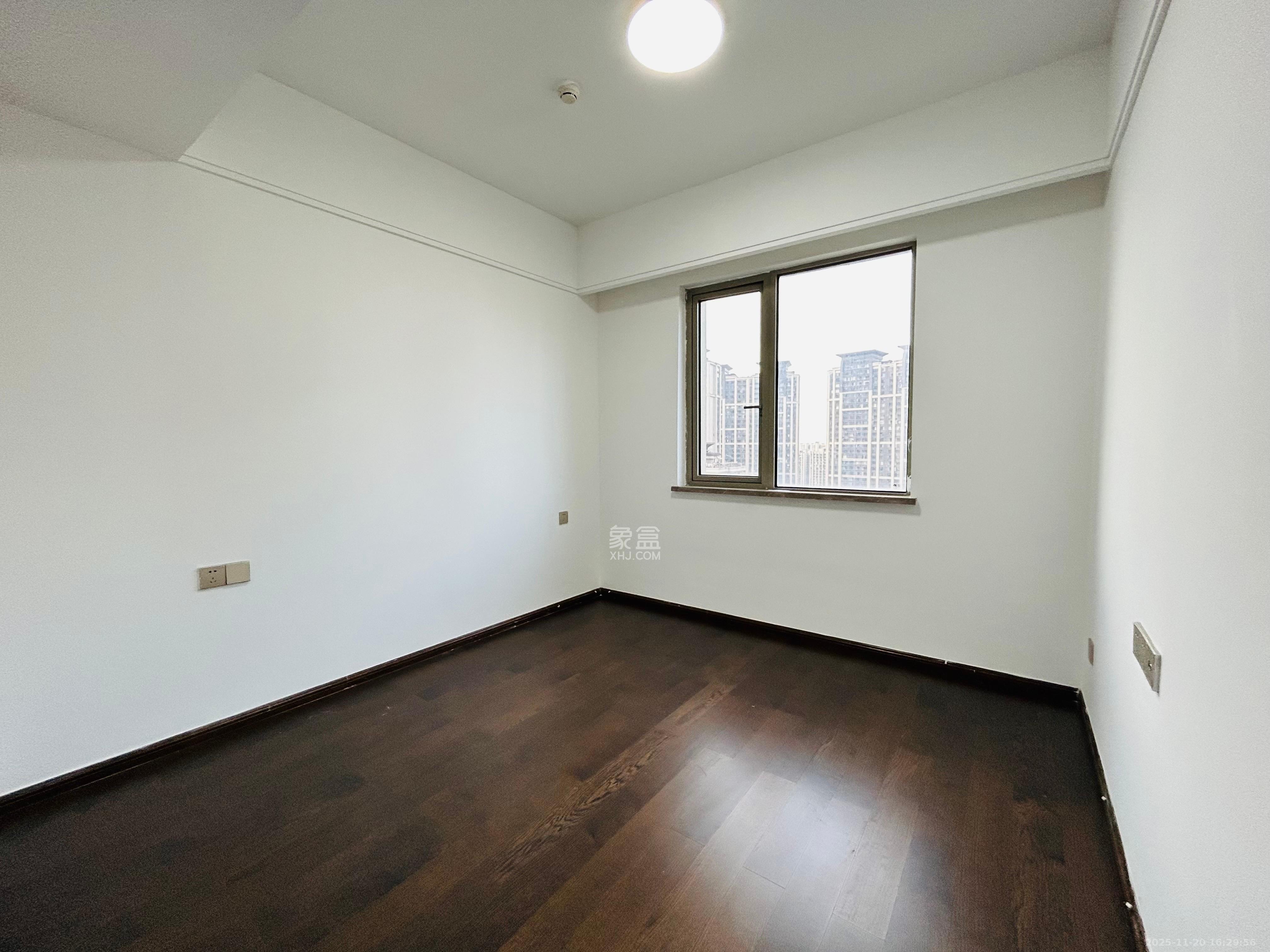 梅溪华府（新城金茂梦想华府）  4室2厅3卫    7000.0元/月室内图