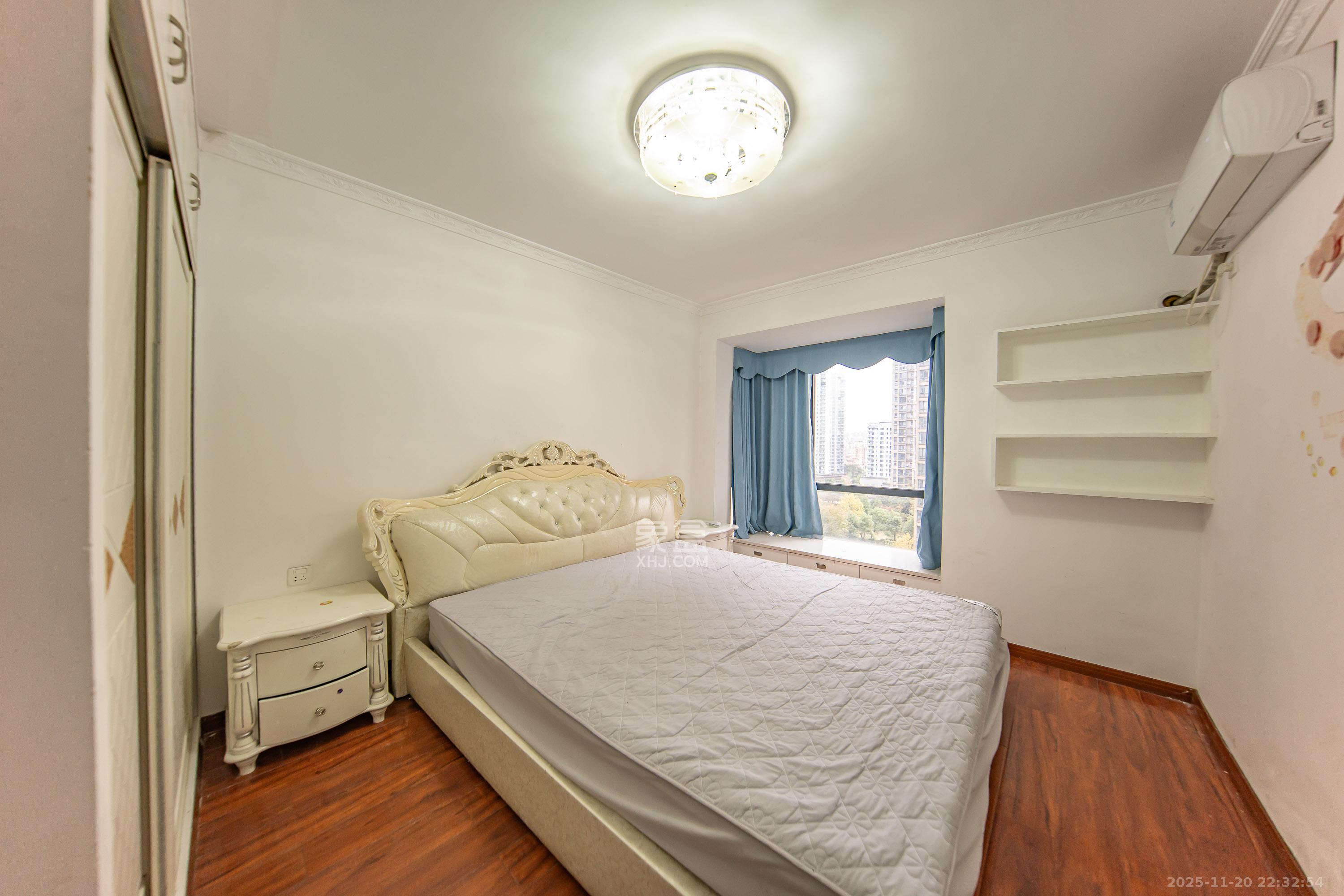 中建麓山和苑 2室1厅1卫 53.6万 中建麓山和苑 2室1厅1卫 53.6万卧室