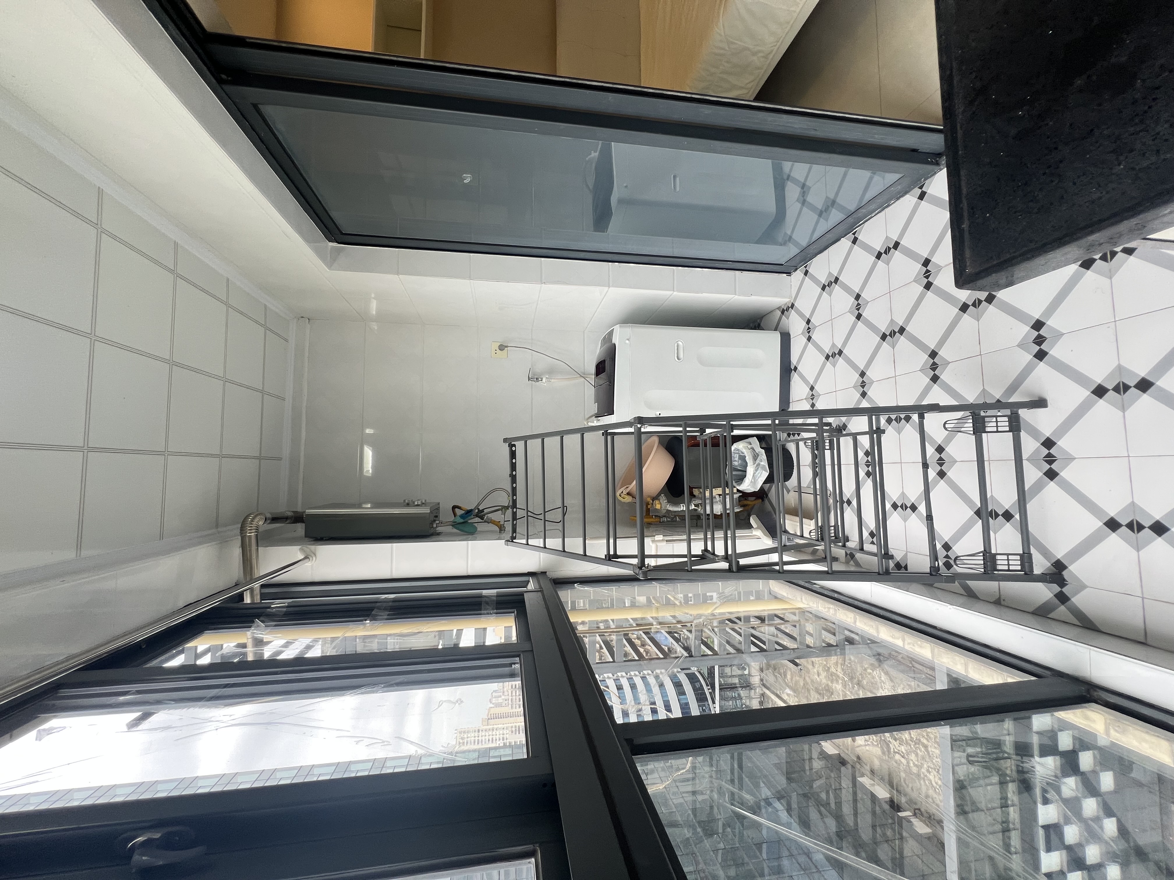 宇建国贸城  1室0厅1卫    2200.0元/月室内图