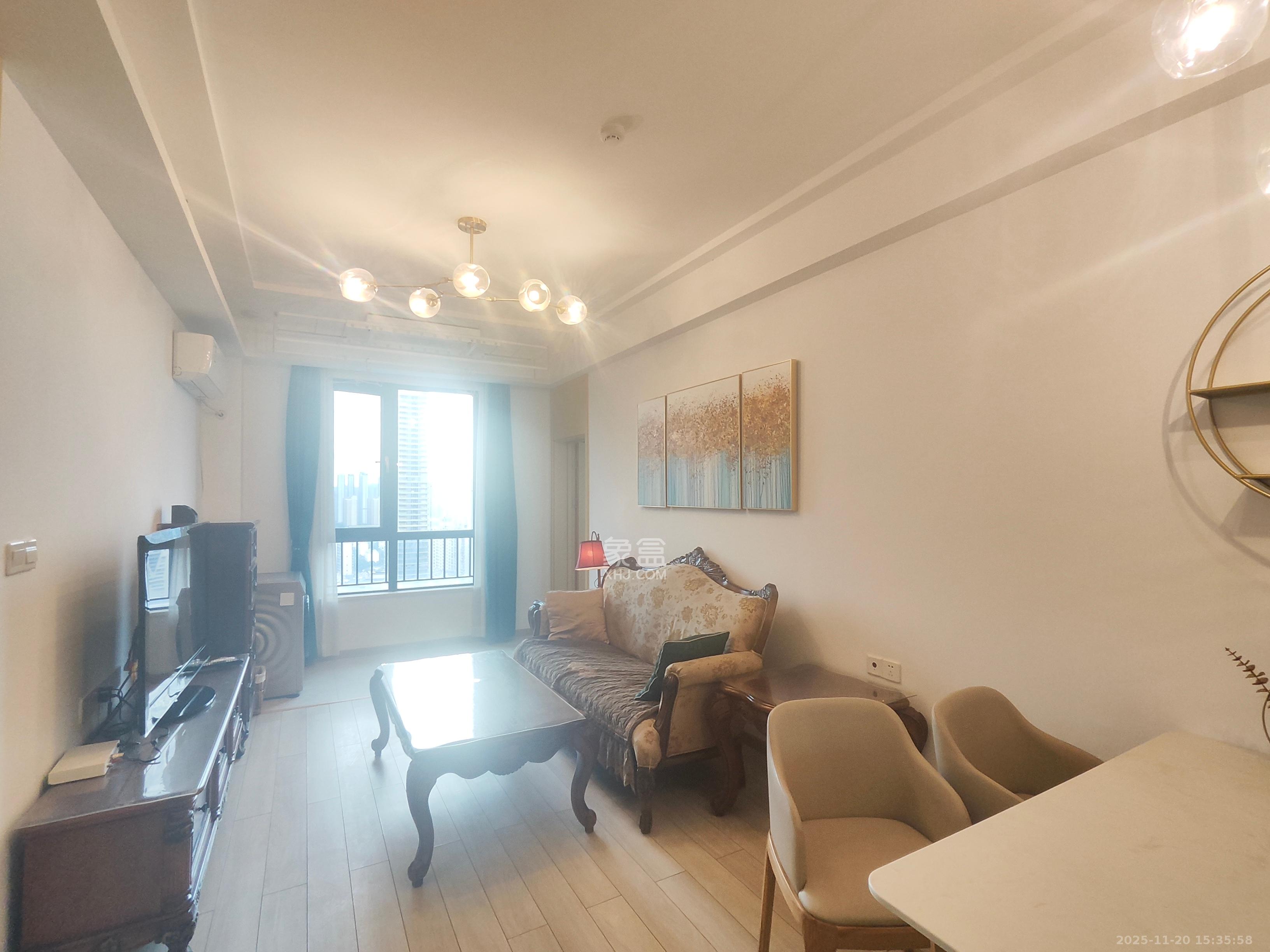 启迪协信中心  2室2厅1卫    2800.0元/月