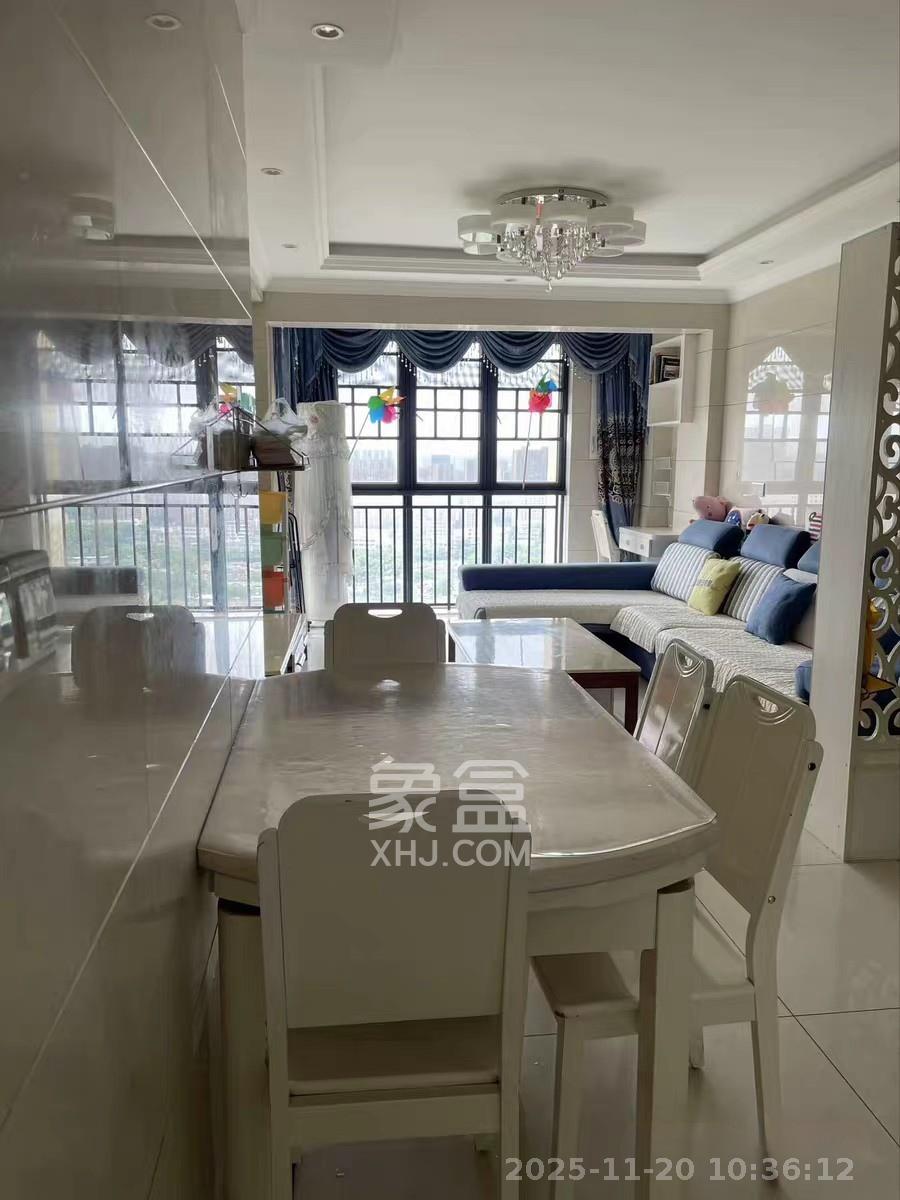 蓝光幸福满庭 3室2厅1卫 2200.0元/月 蓝光幸福满庭 3室2厅1卫 2200.0元/月室内图