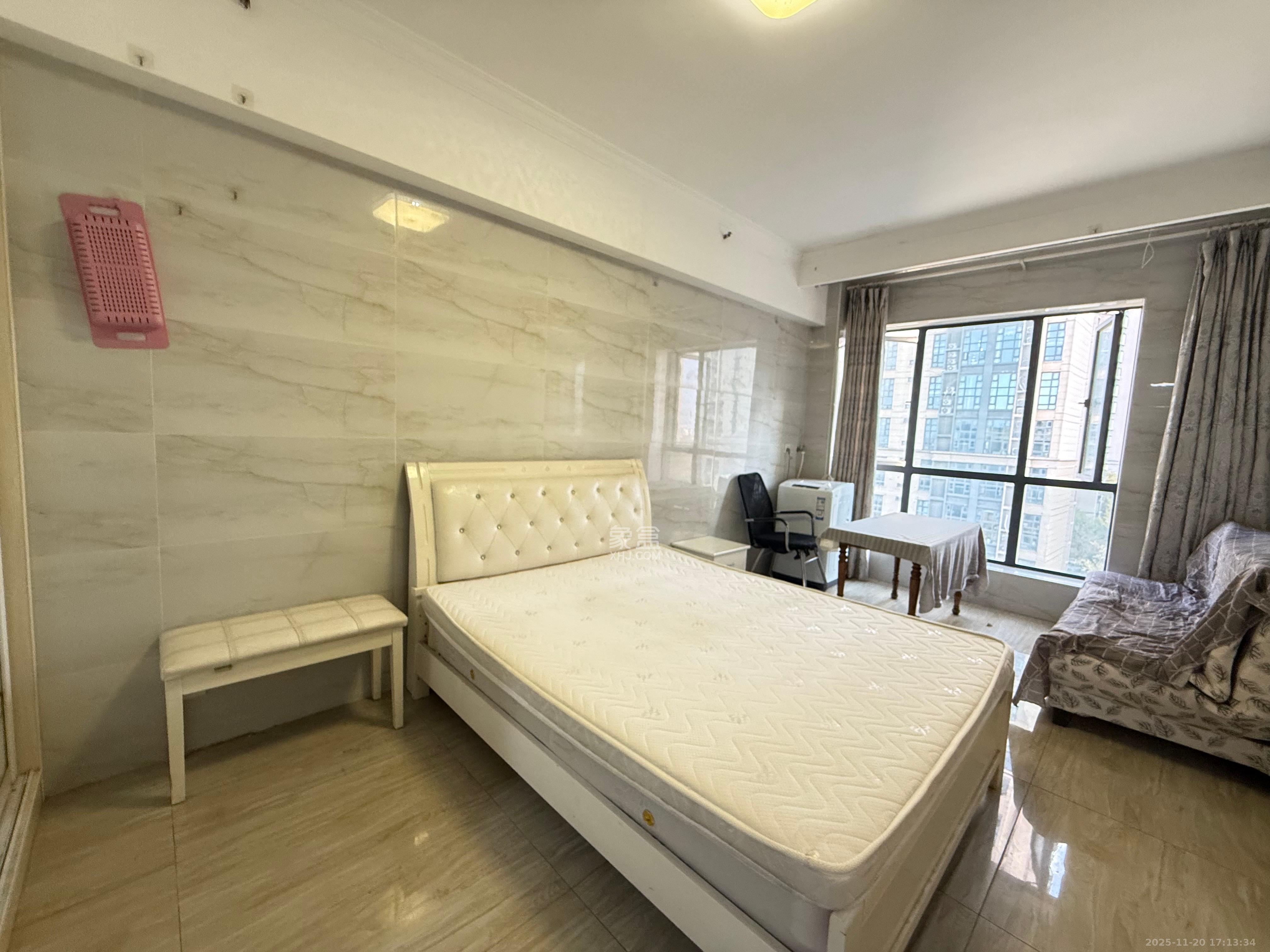 世纪云中心 1室1厅1卫 1380.0元/月 世纪云中心 1室1厅1卫 1380.0元/月室内图