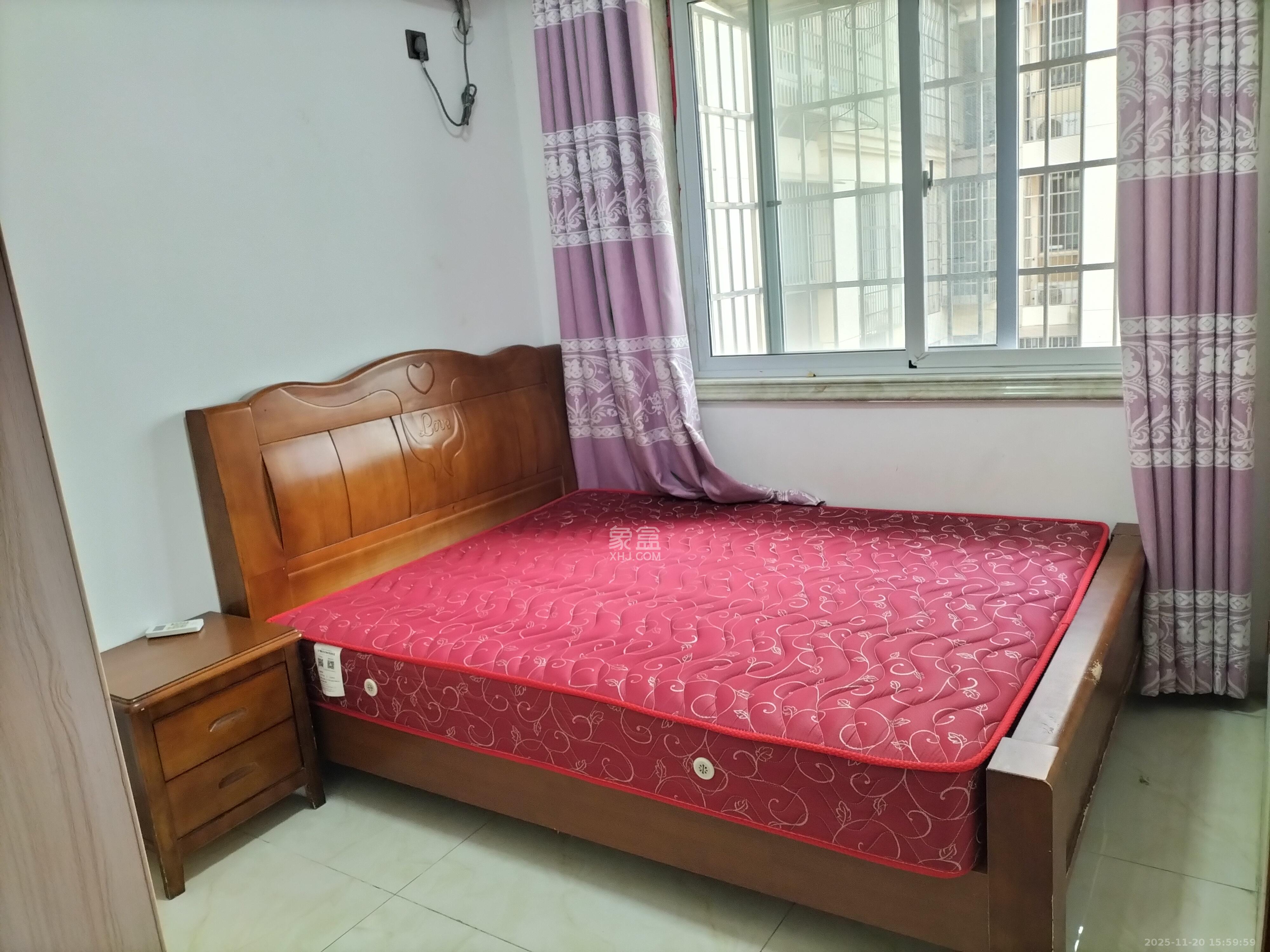 桥头家苑一期  2室2厅1卫    1600.0元/月室内图