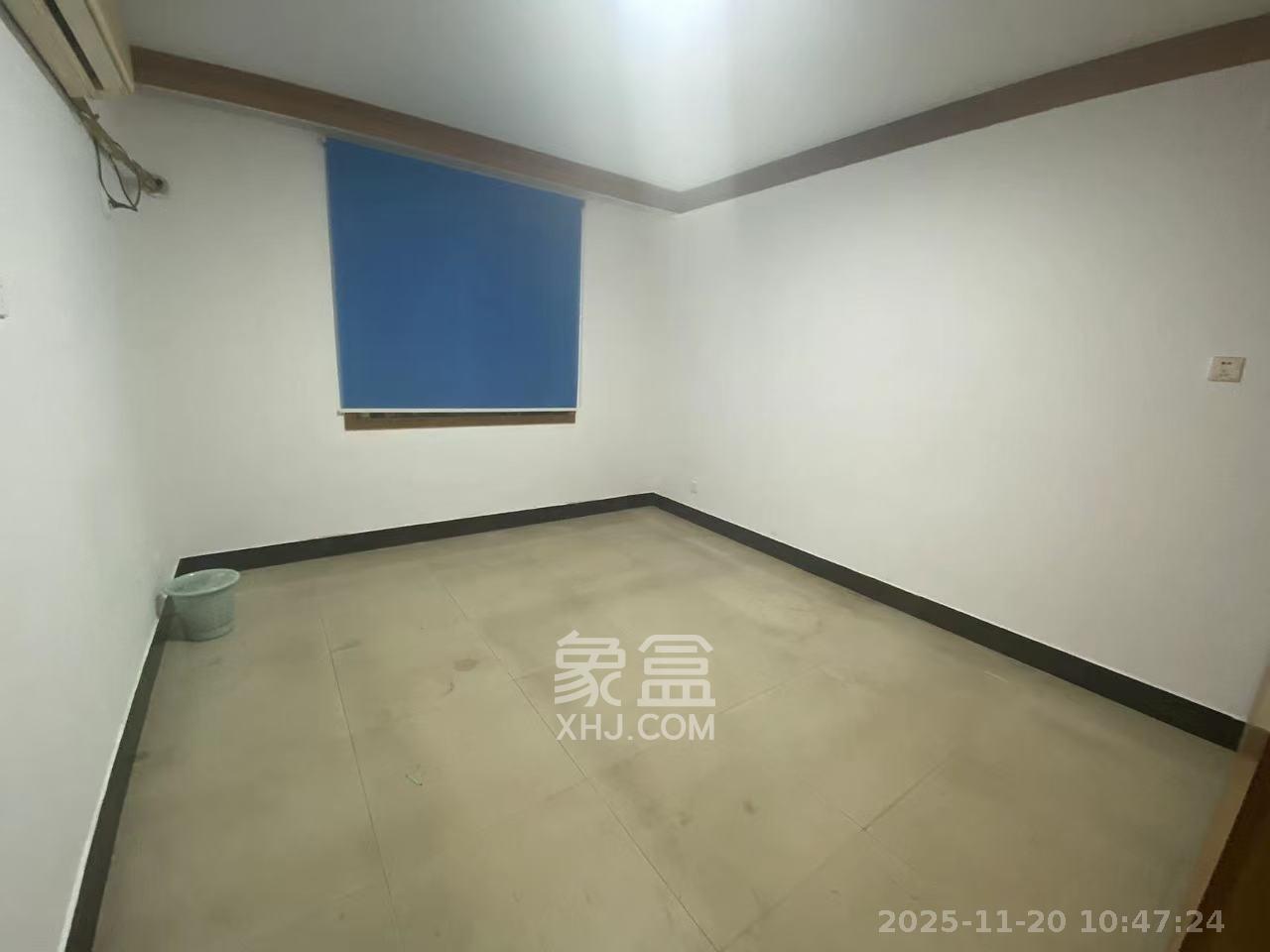 德政园  3室2厅1卫    2600.0元/月室内图