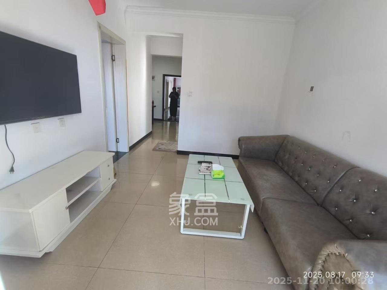 荣盛花语城 3室2厅1卫 1800.0元/月 荣盛花语城 3室2厅1卫 1800.0元/月室内图