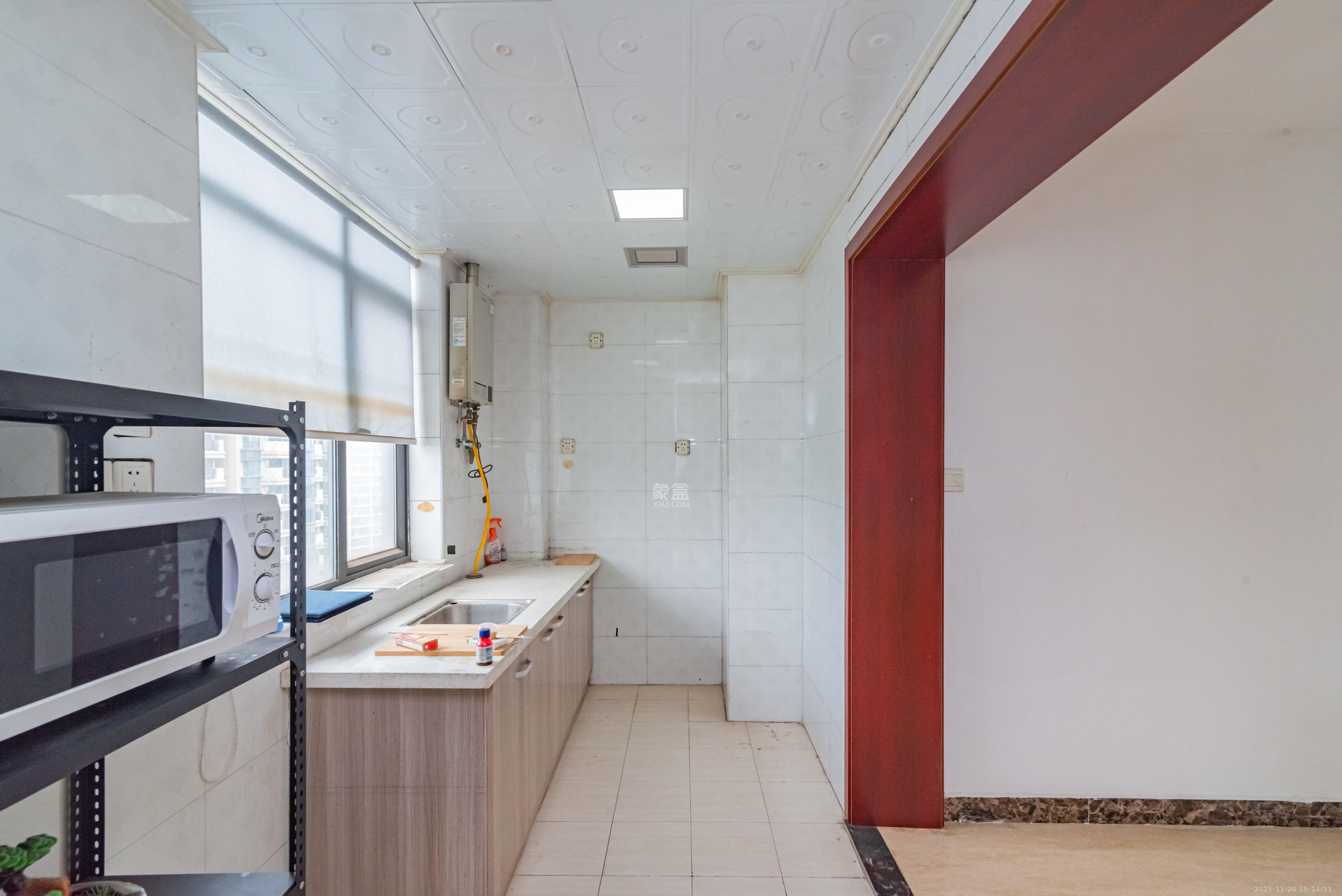 归心苑  4室2厅2卫    3500.0元/月室内图