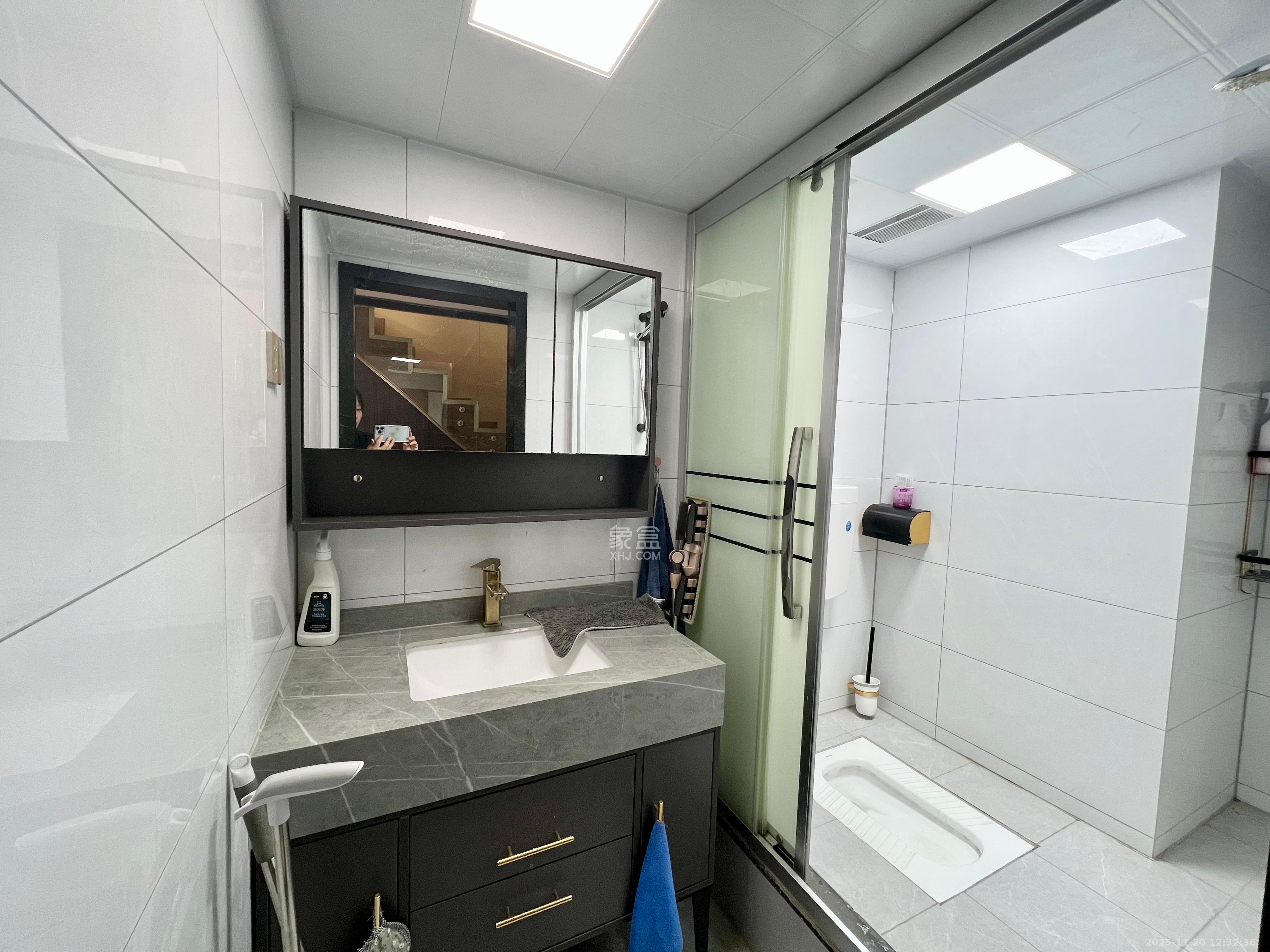 钱隆世家  1室0厅0卫    2000.0元/月室内图