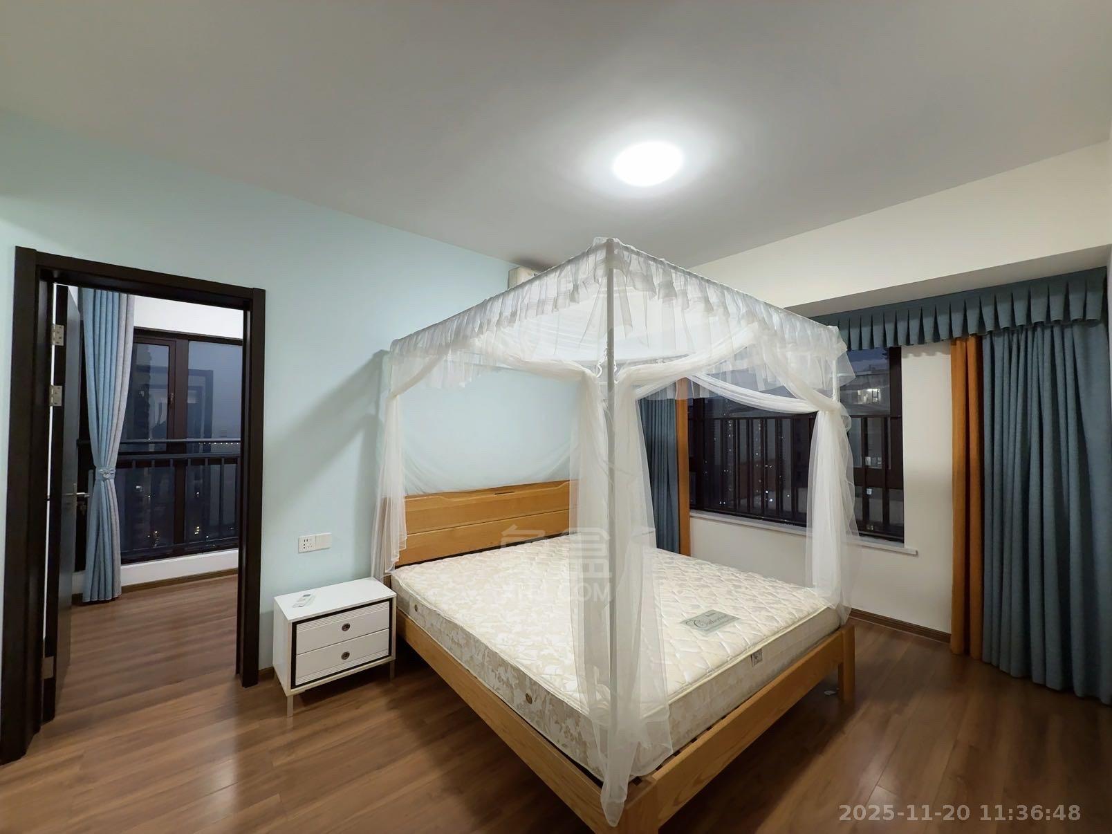 美的翰城 4室2厅2卫 2300.0元/月 美的翰城 4室2厅2卫 2300.0元/月室内图