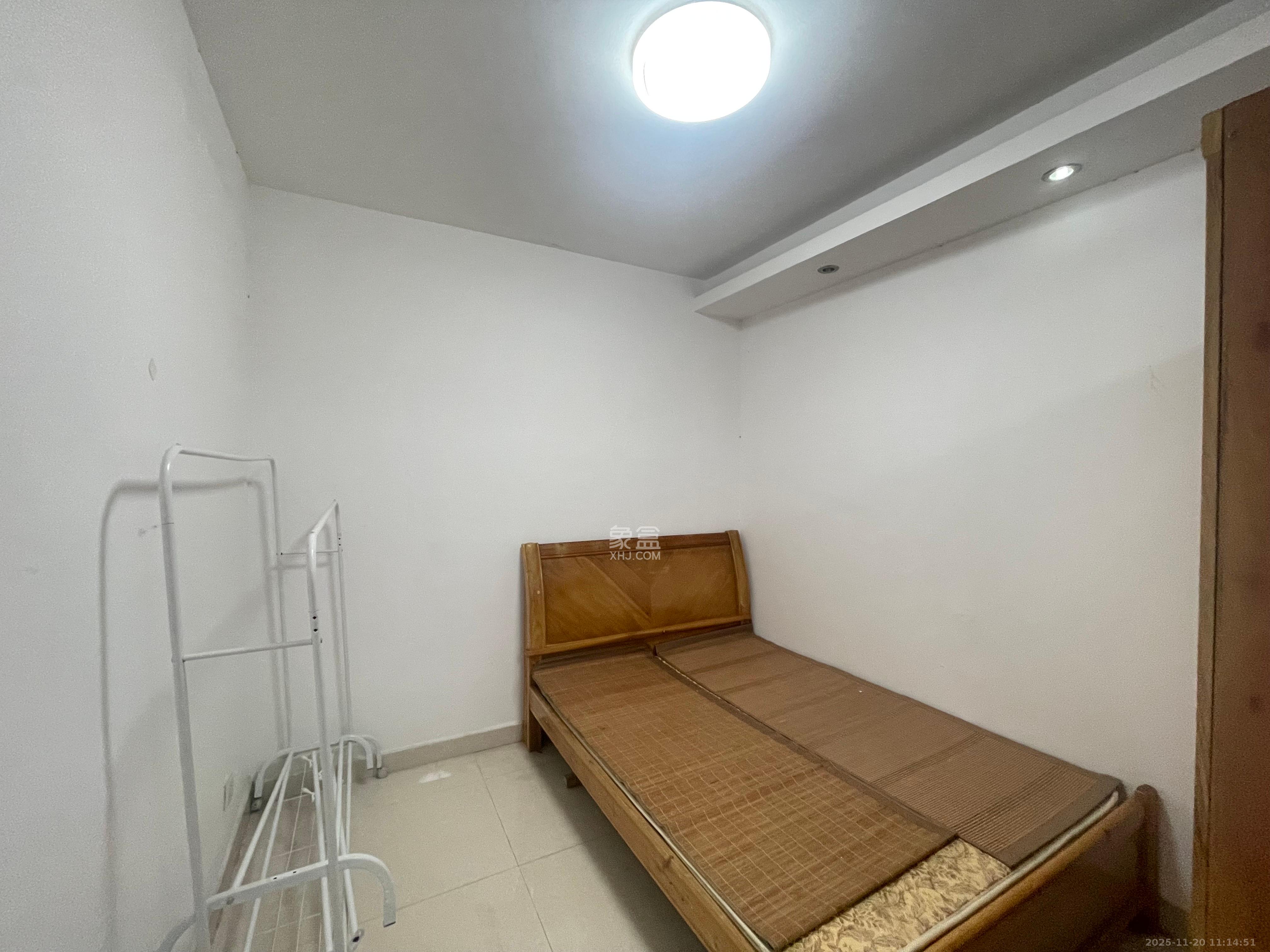 景泰雅苑(景江融城) 1室1厅1卫 1700.0元/月 景泰雅苑(景江融城) 1室1厅1卫 1700.0元/月室内图