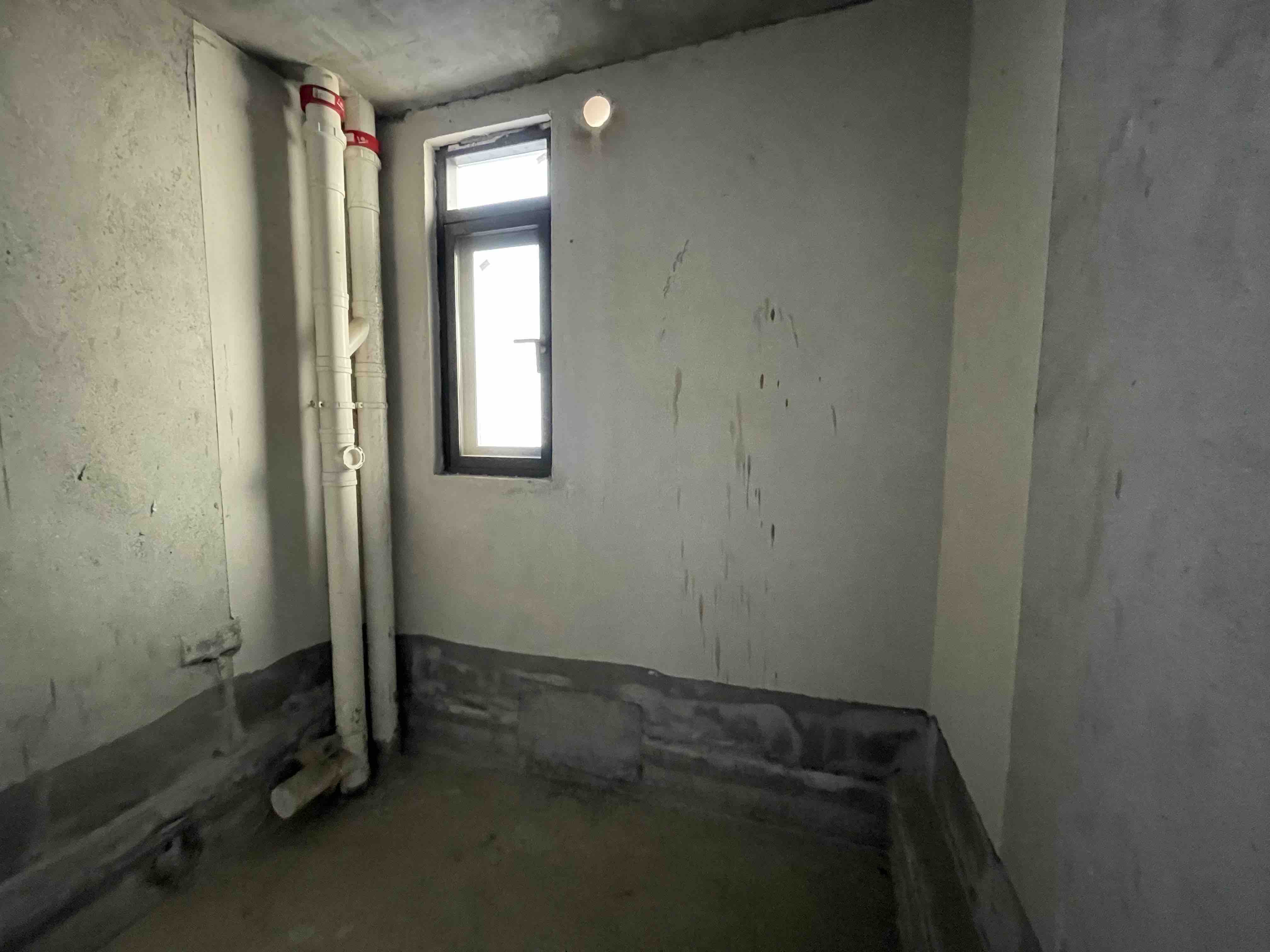 汇方雁归来 4室2厅1卫 89.8万 汇方雁归来 4室2厅1卫 89.8万客厅