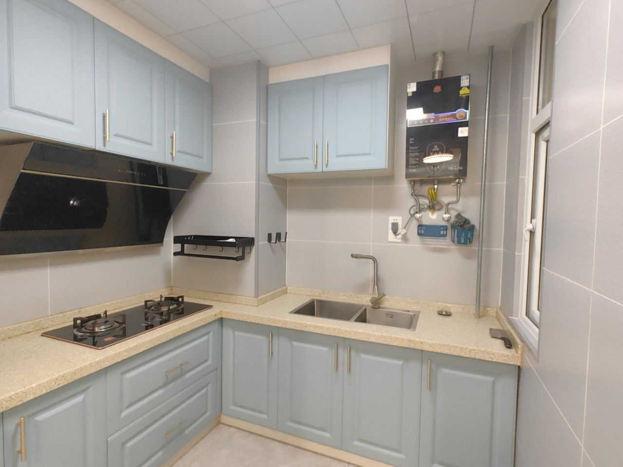 大汉资江城  2室2厅1卫    1400.0元/月室内图