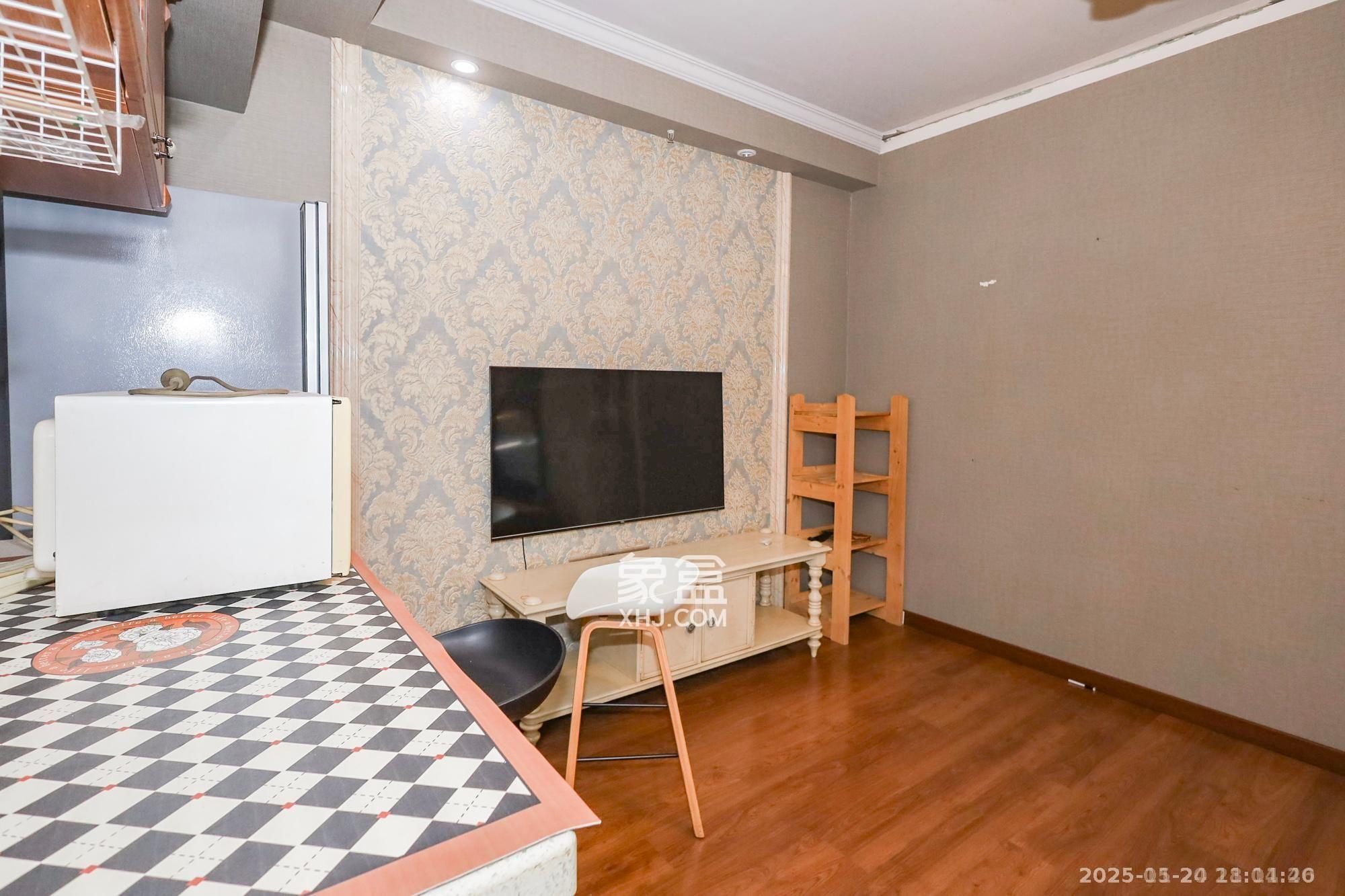 当代滨江MOMA 1室1厅1卫 2000.0元/月 当代滨江MOMA 1室1厅1卫 2000.0元/月室内图