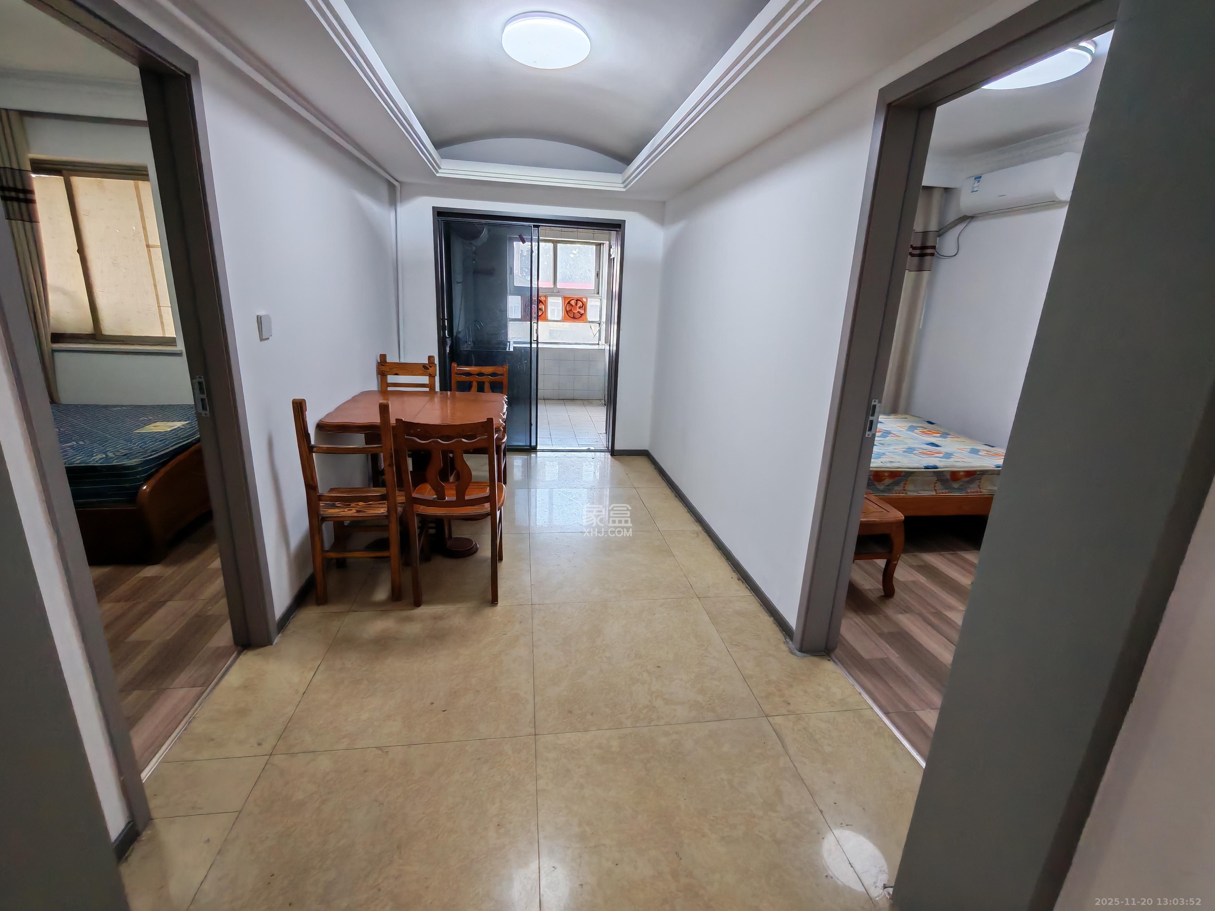 南沙公寓  3室1厅1卫    2200.0元/月室内图