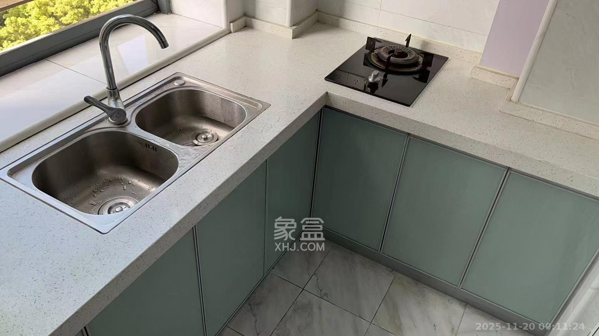 江南华府  1室1厅1卫    1800.0元/月室内图