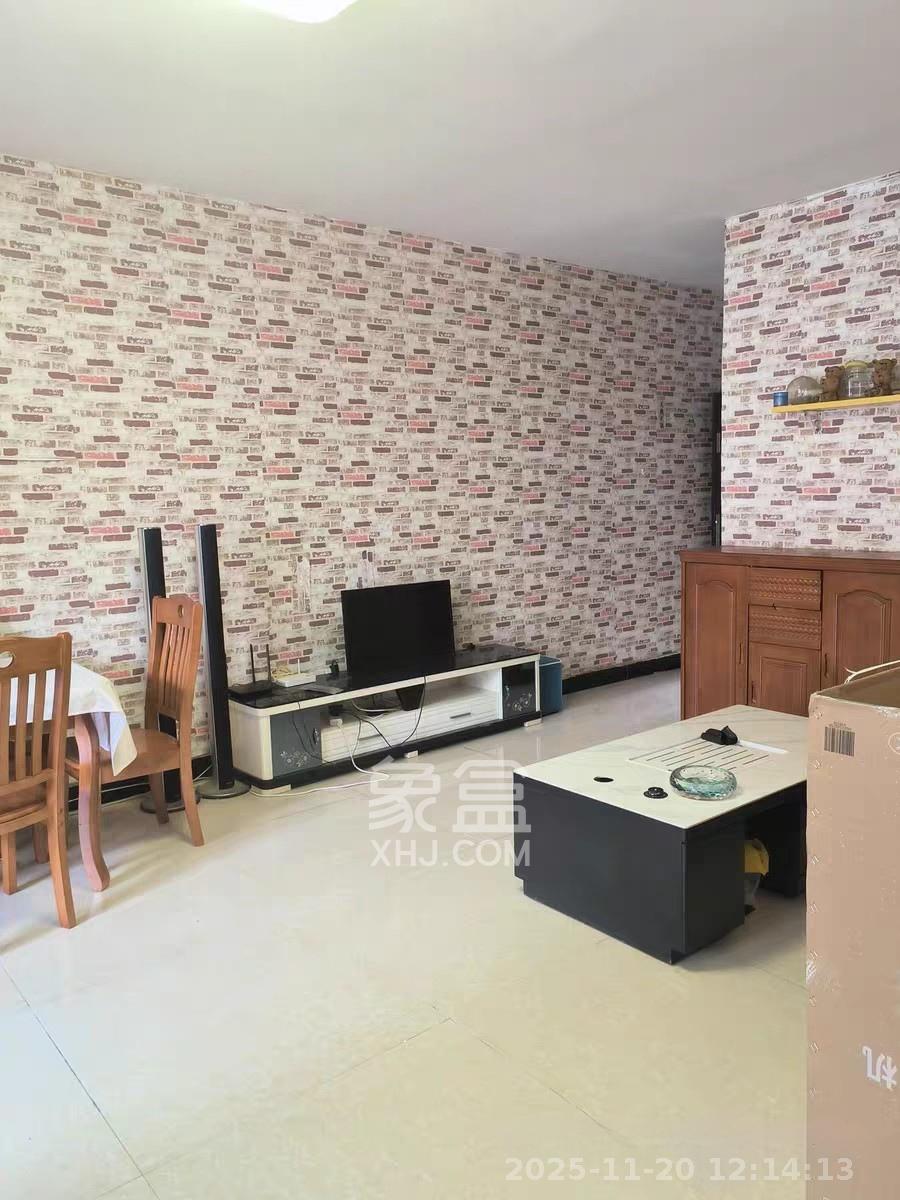 新塘垅小区（高桥物流园）  1室0厅0卫    1300.0元/月室内图