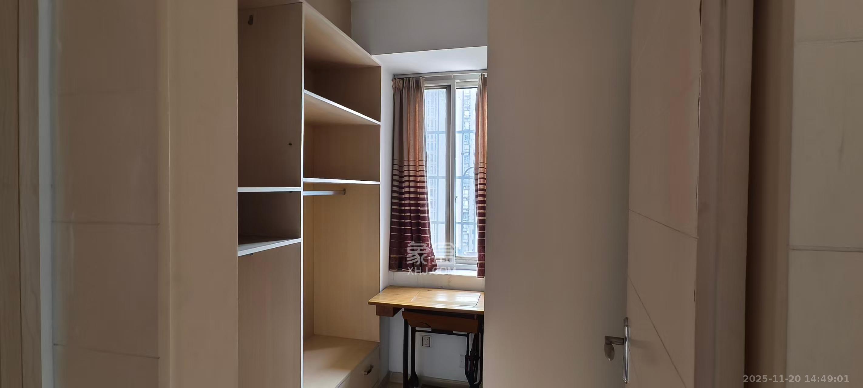 都江新城(都江新苑) 3室2厅1卫 2700.0元/月 都江新城(都江新苑) 3室2厅1卫 2700.0元/月室内图