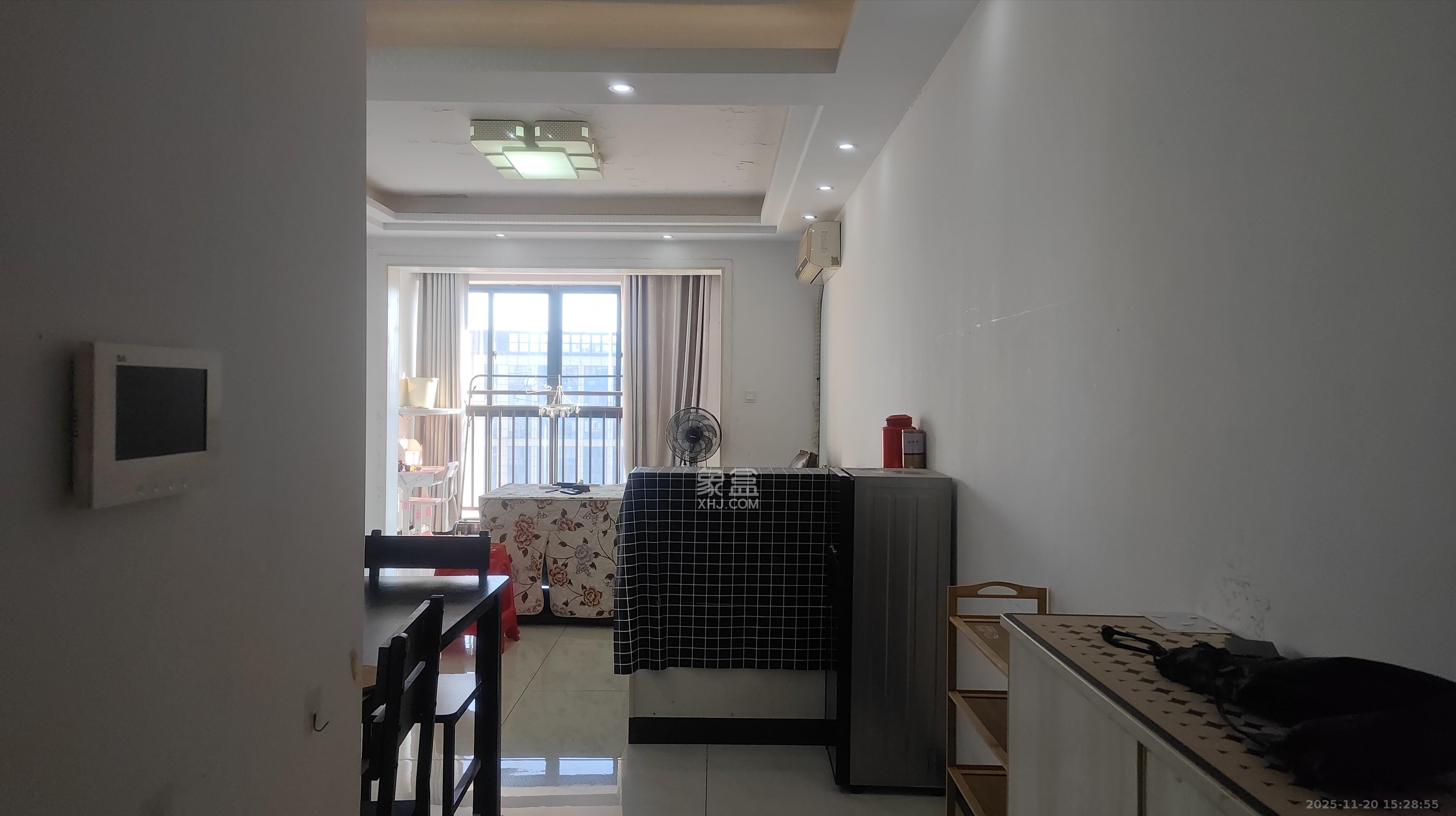 山水英伦 2室2厅1卫 2200.0元/月 山水英伦 2室2厅1卫 2200.0元/月室内图