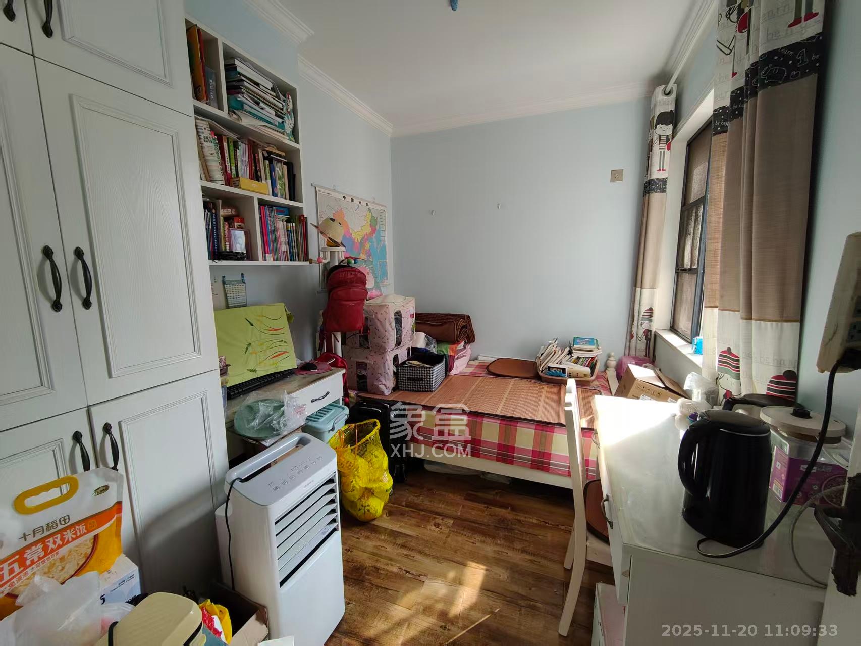 鑫远御文台二期 3室2厅1卫 2500.0元/月 鑫远御文台二期 3室2厅1卫 2500.0元/月室内图