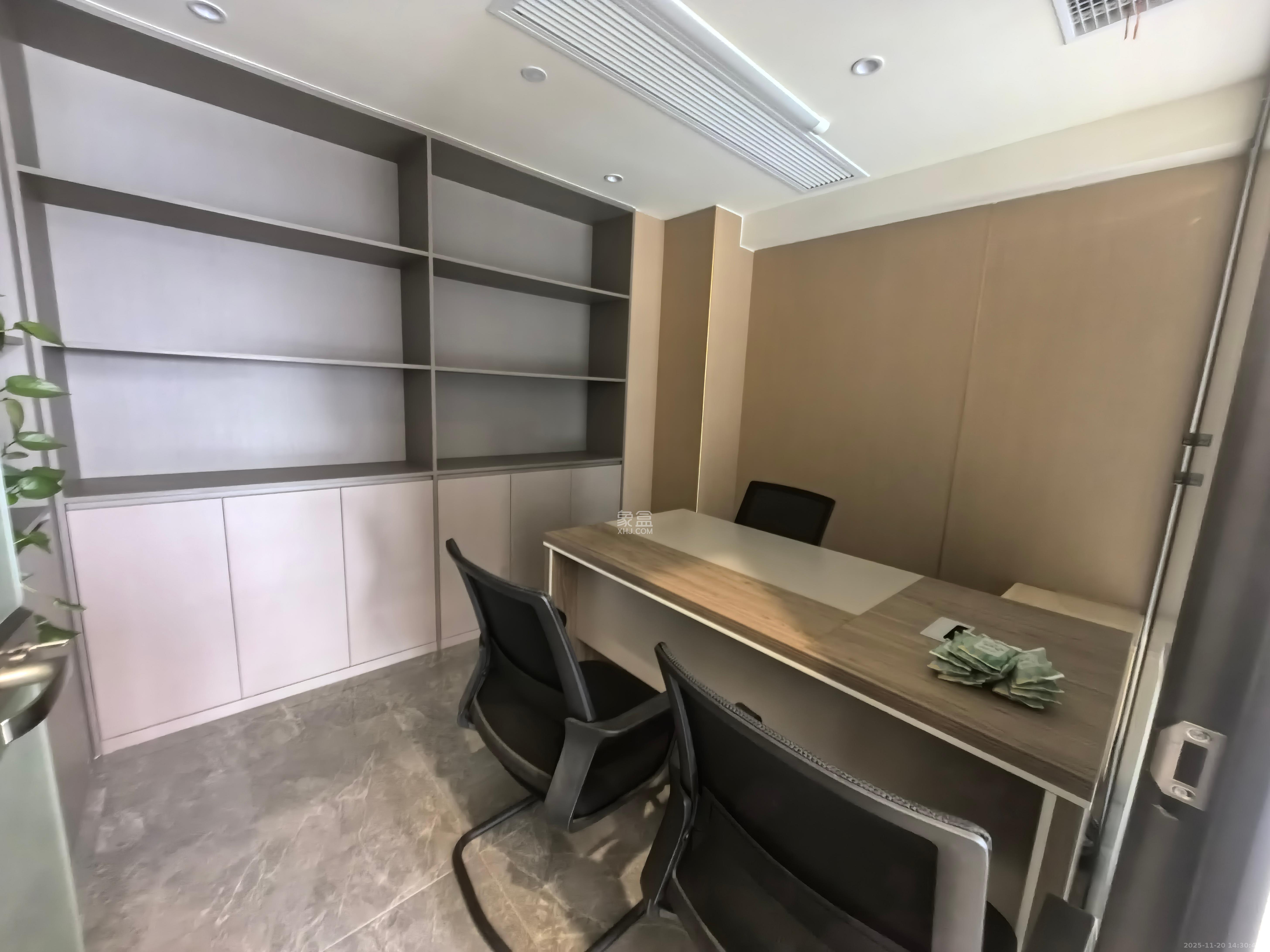 兰亭湾畔 1室0厅0卫 9000.0元/月 兰亭湾畔 1室0厅0卫 9000.0元/月室内图