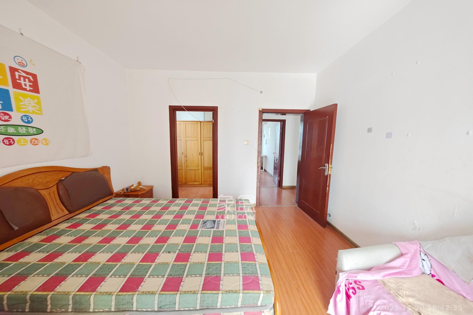 书香名邸 3室2厅1卫 93.8万 书香名邸 3室2厅1卫 93.8万卧室