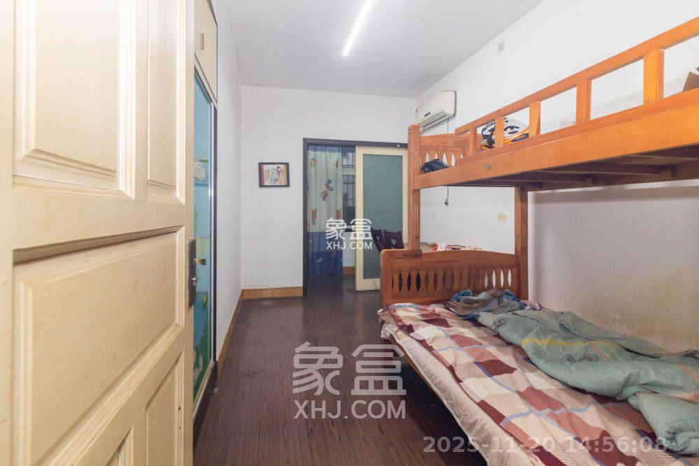 泉塘小区 3室2厅1卫 1250.0元/月 泉塘小区 3室2厅1卫 1250.0元/月室内图