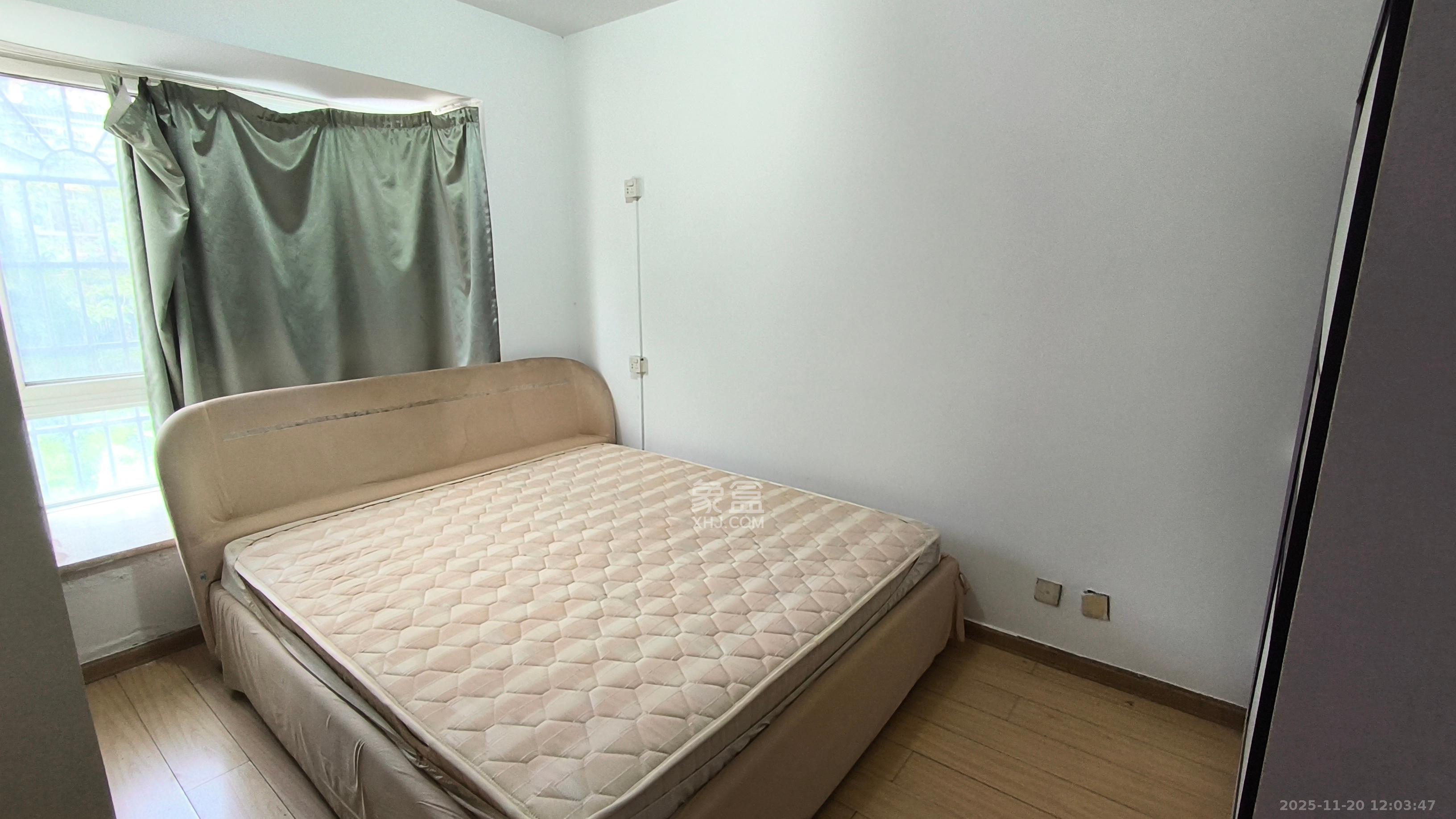 海利宿舍 3室2厅1卫 3200.0元/月 海利宿舍 3室2厅1卫 3200.0元/月室内图