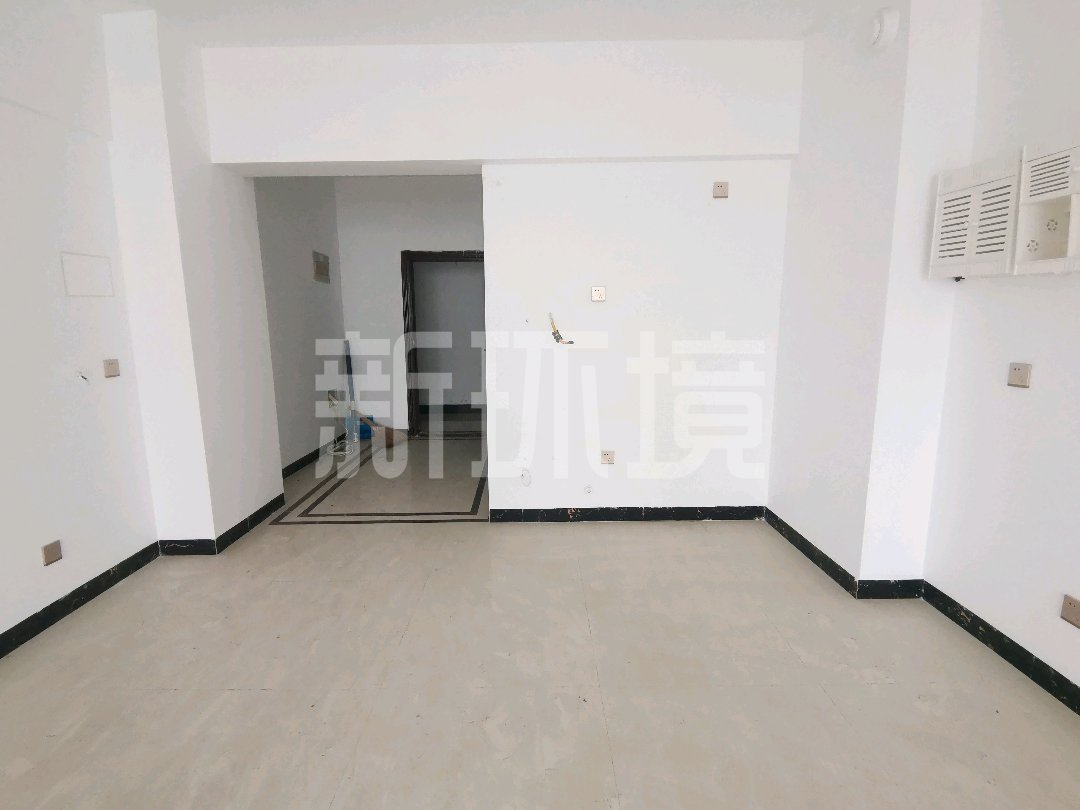 黄金大厦 1室1厅1卫 1000.0元/月 黄金大厦 1室1厅1卫 1000.0元/月室内图