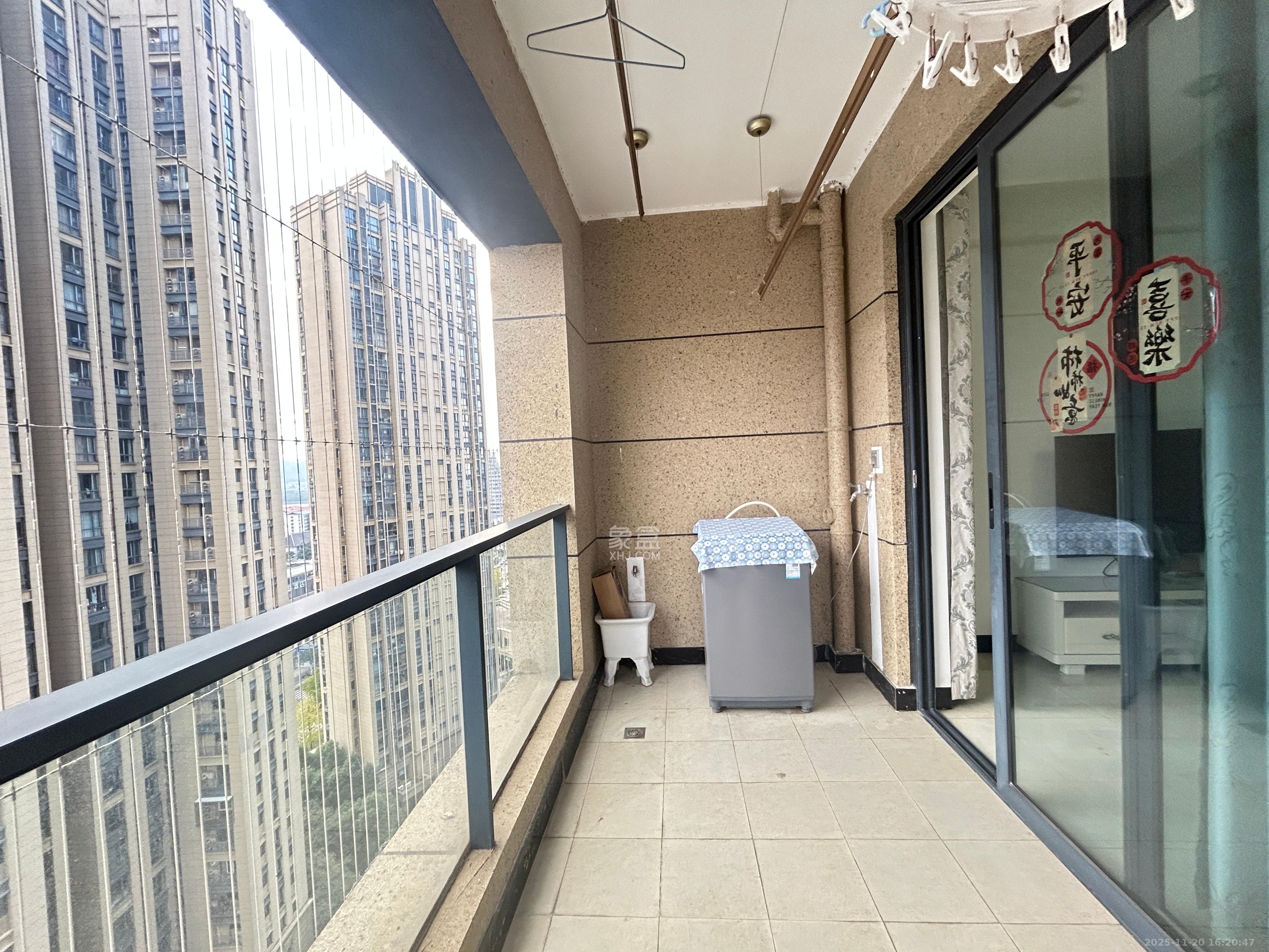 复地崑玉国际一期  2室2厅1卫    4200.0元/月室内图