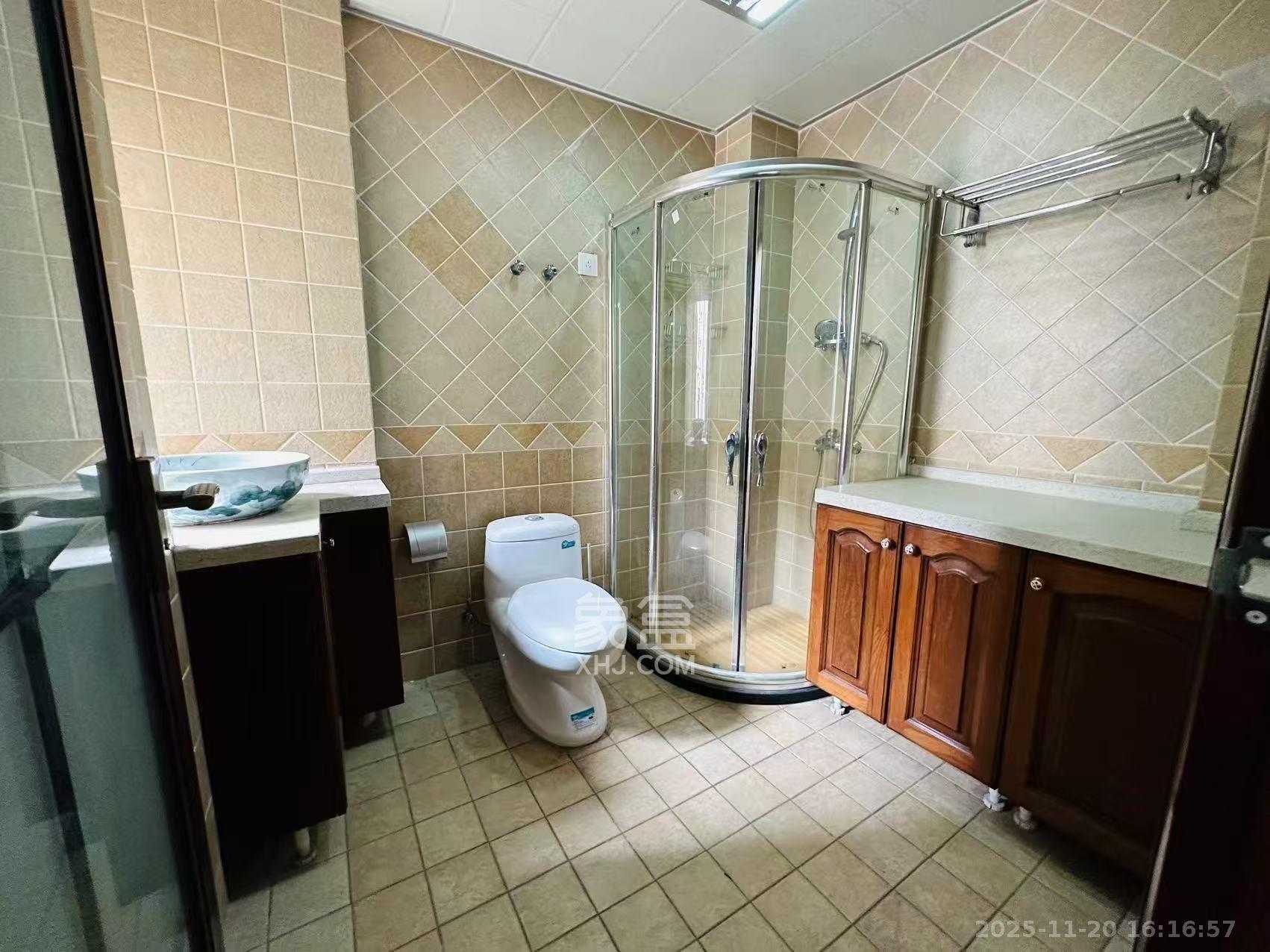 上河国际C区 4室2厅2卫 3500.0元/月 上河国际C区 4室2厅2卫 3500.0元/月室内图