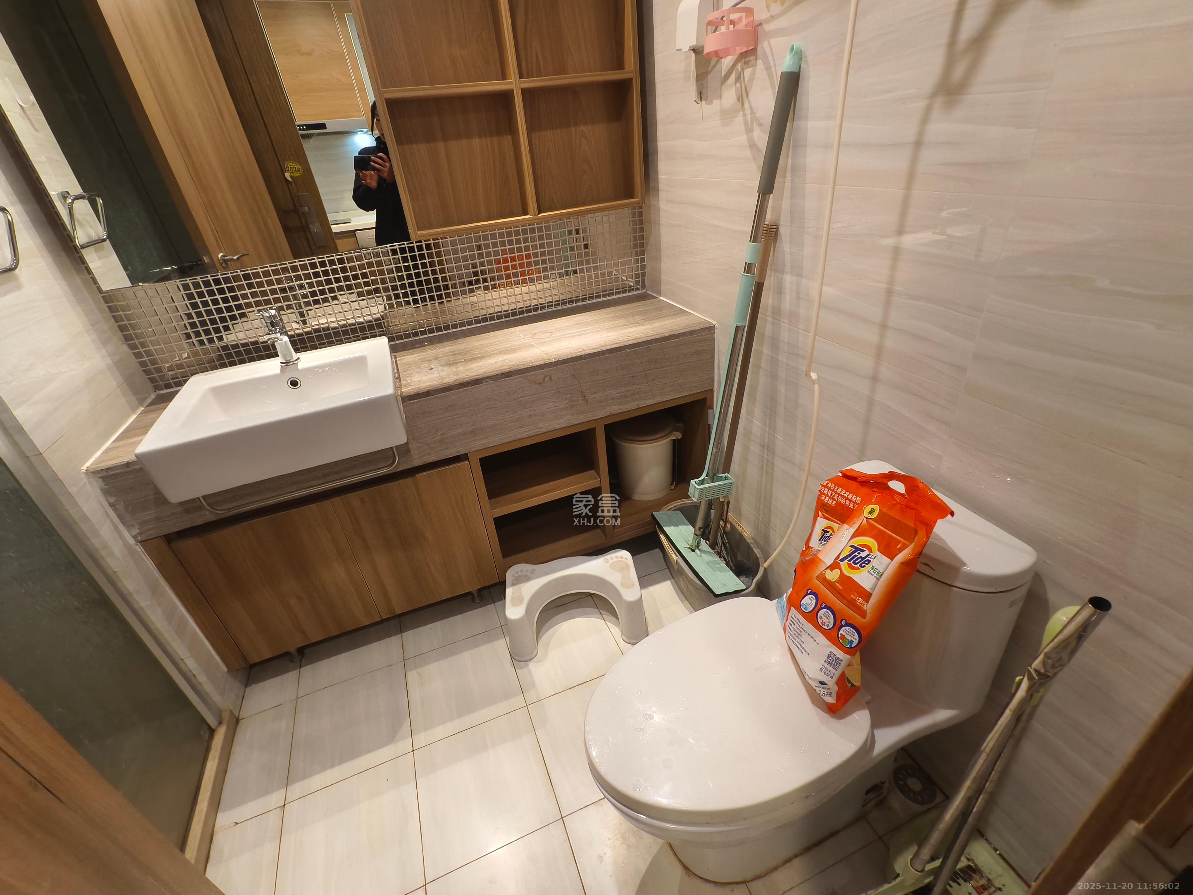 恒大翡翠华庭 1室1厅1卫 1200.0元/月 恒大翡翠华庭 1室1厅1卫 1200.0元/月室内图