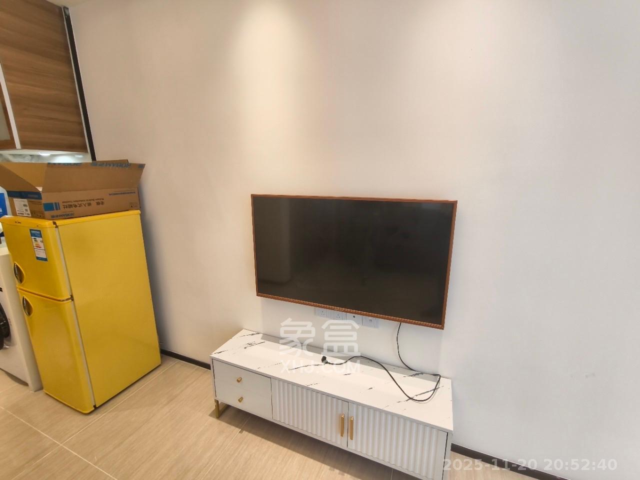 恒大金融广场 1室1厅1卫 1500.0元/月 恒大金融广场 1室1厅1卫 1500.0元/月室内图