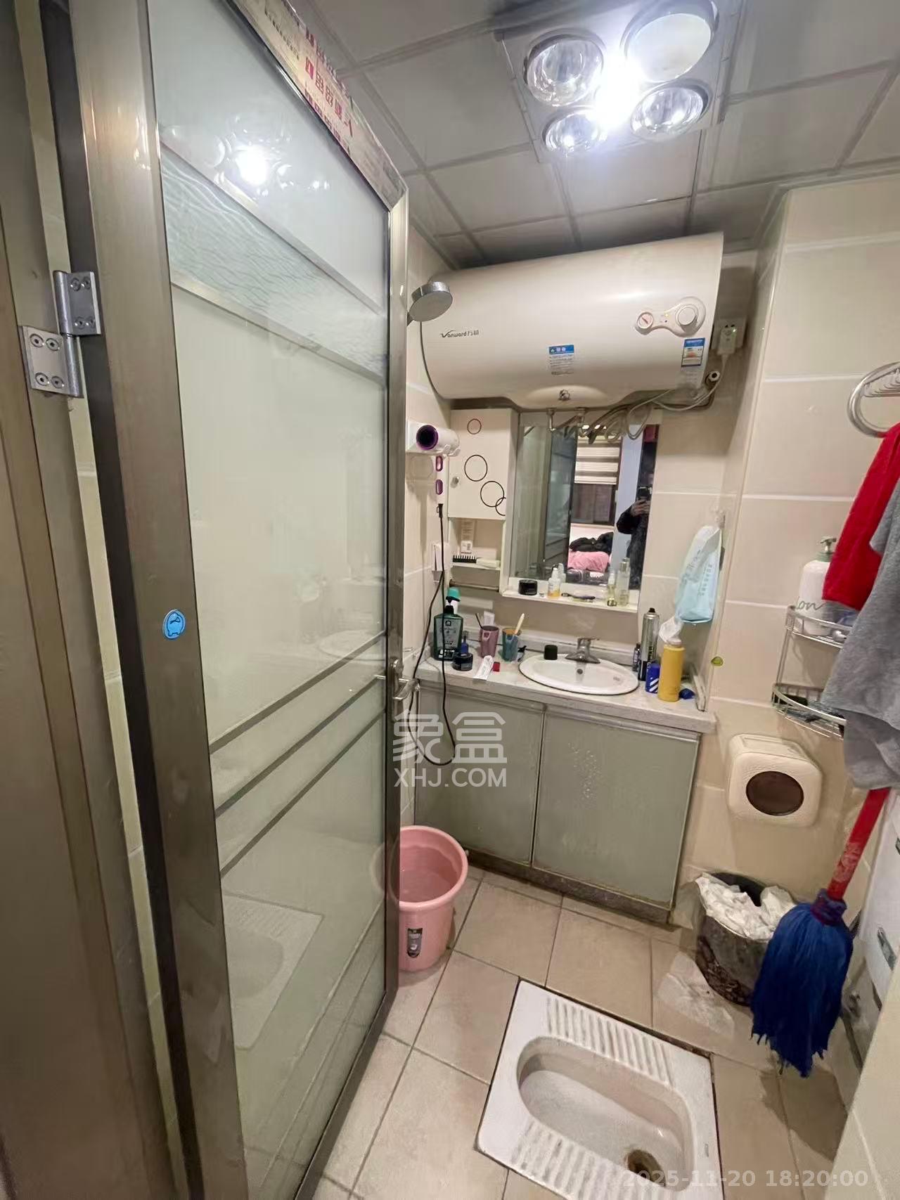 嘉汇公馆 2室2厅1卫 1600.0元/月 嘉汇公馆 2室2厅1卫 1600.0元/月室内图