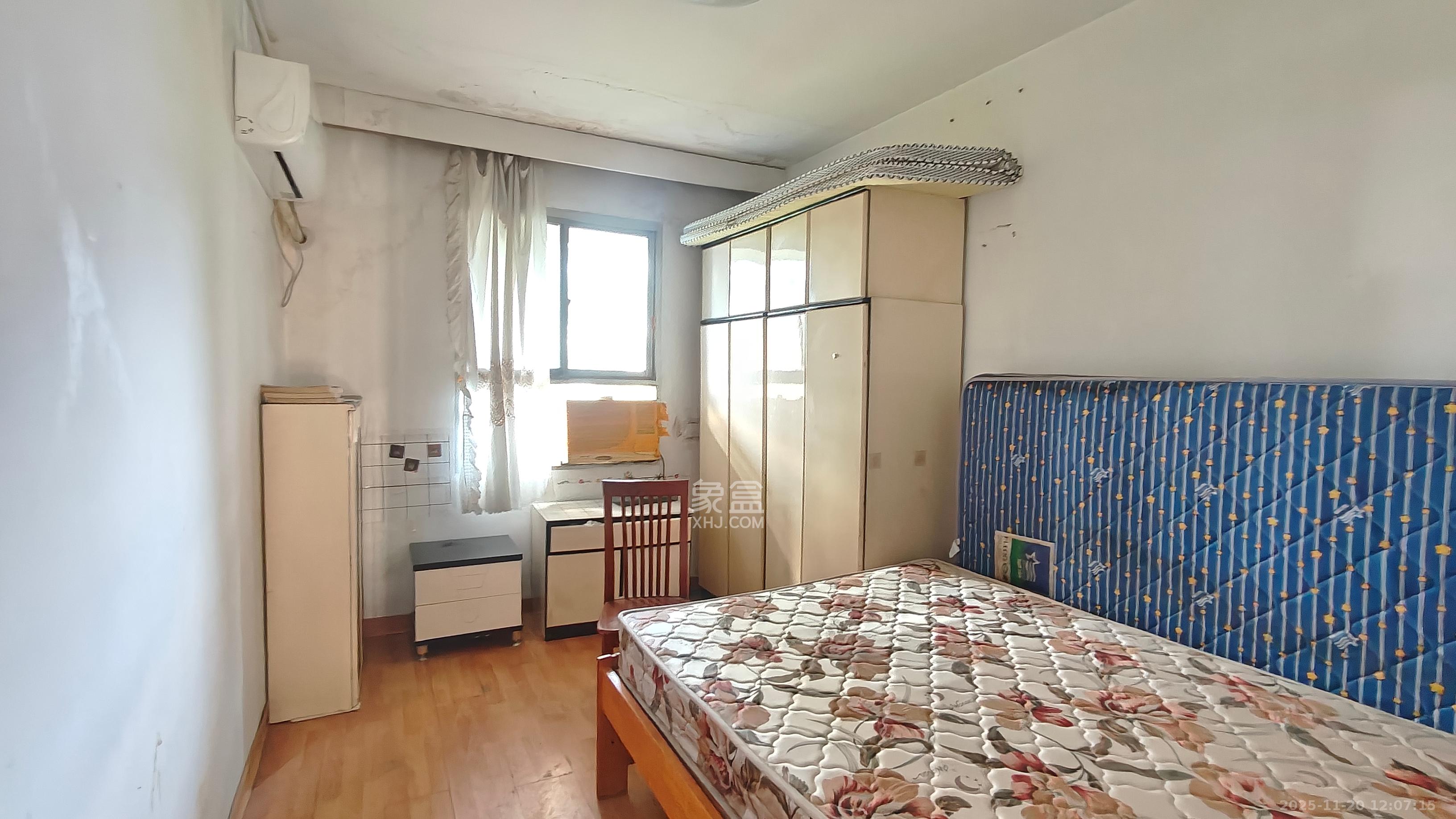 人民新村 2室1厅1卫 1000.0元/月 人民新村 2室1厅1卫 1000.0元/月室内图