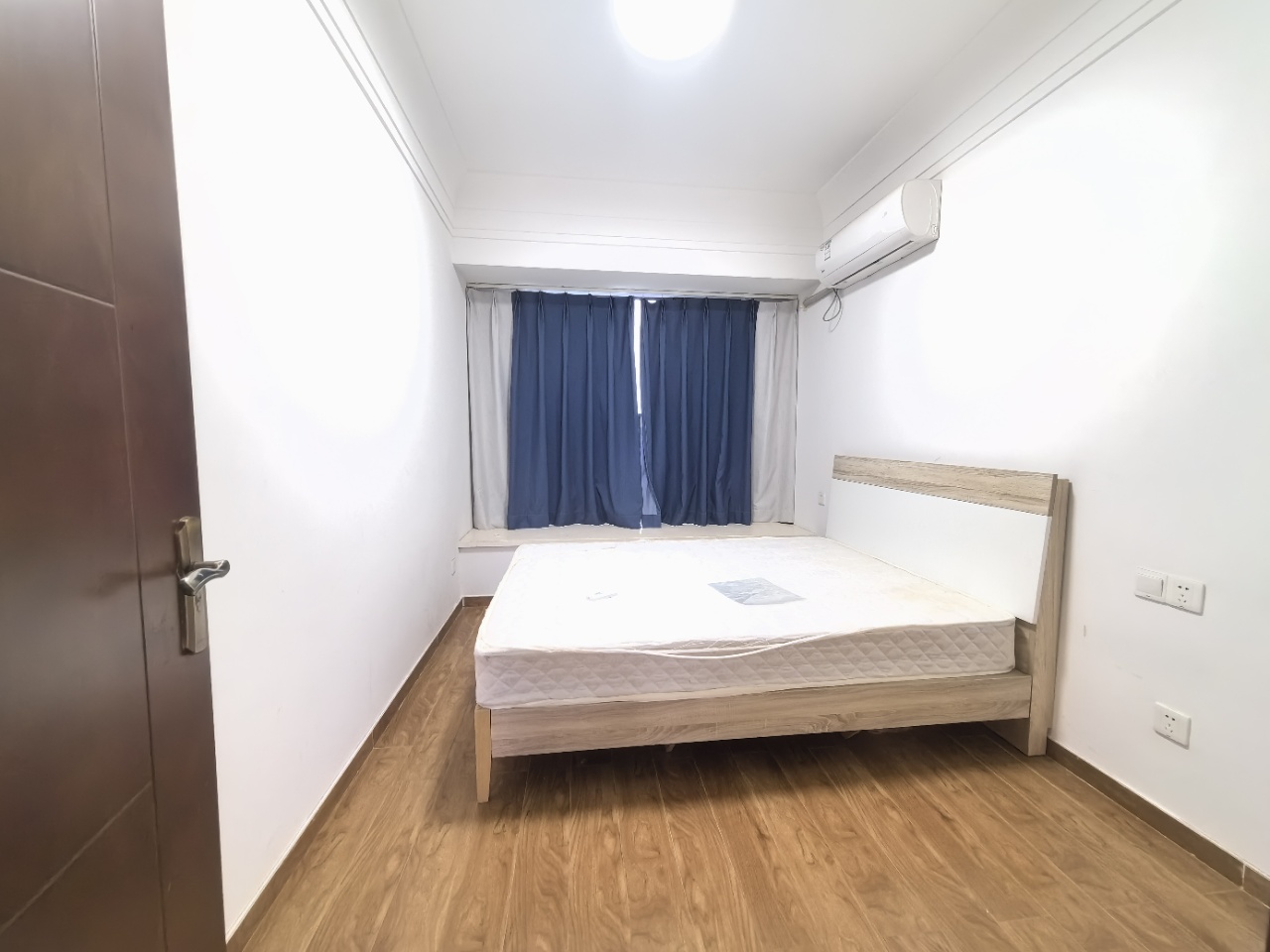 晨晖玺樾 2室2厅1卫 2000.0元/月 晨晖玺樾 2室2厅1卫 2000.0元/月室内图